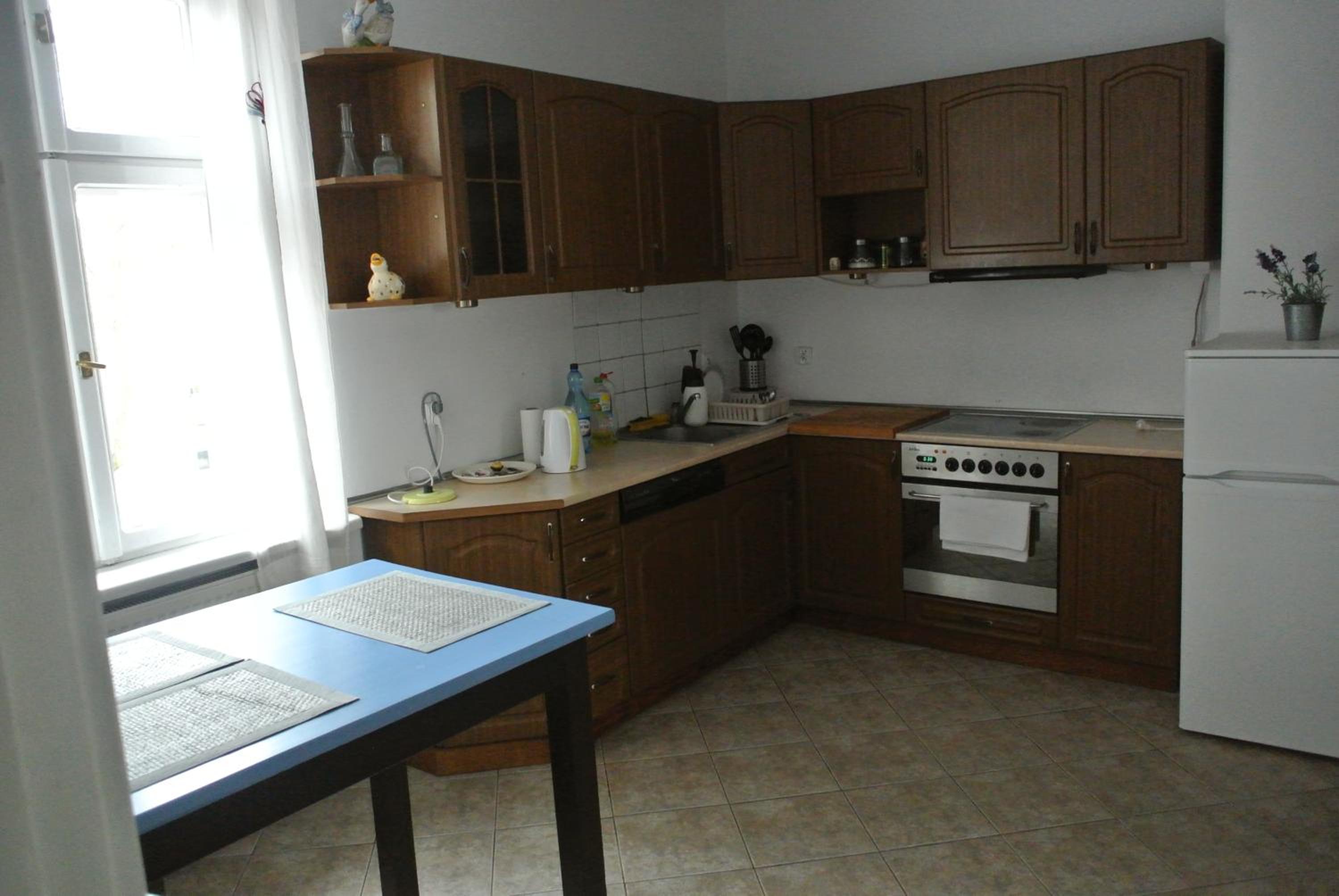 Apartment photo 2