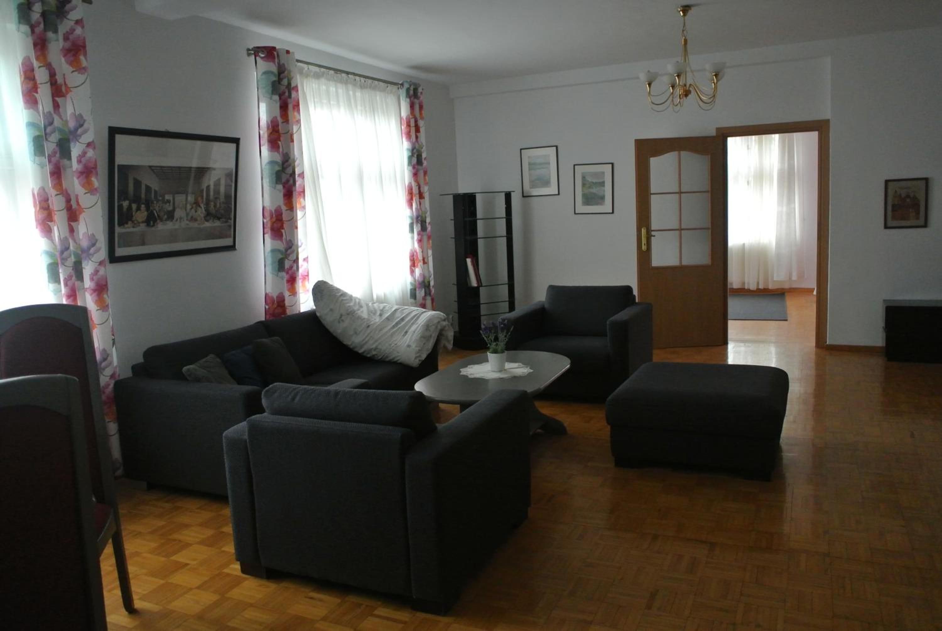 Apartment photo 3