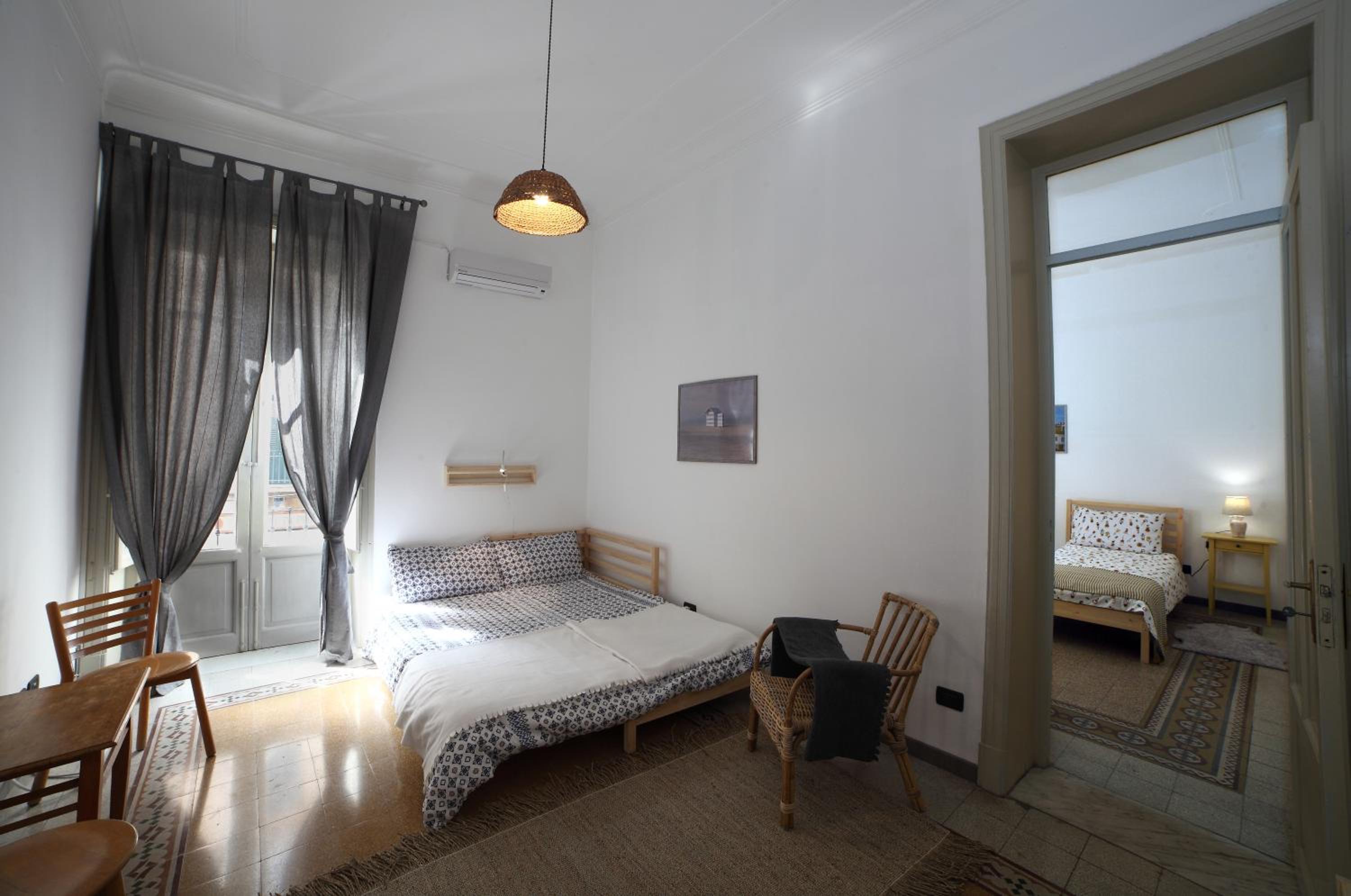 Apartment with Terrace - Photo 33