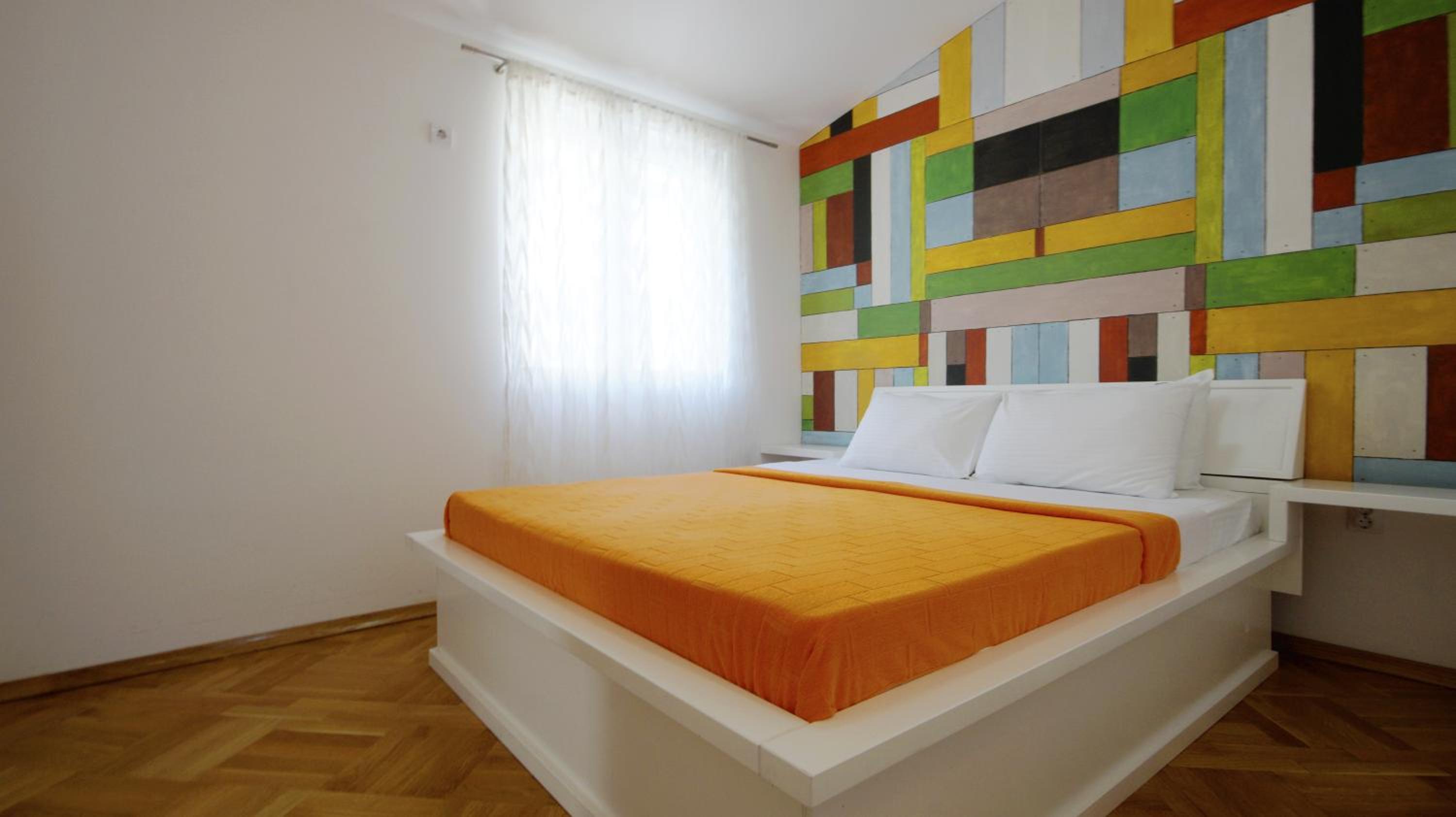 Luxury One-Bedroom Apartment photo 1