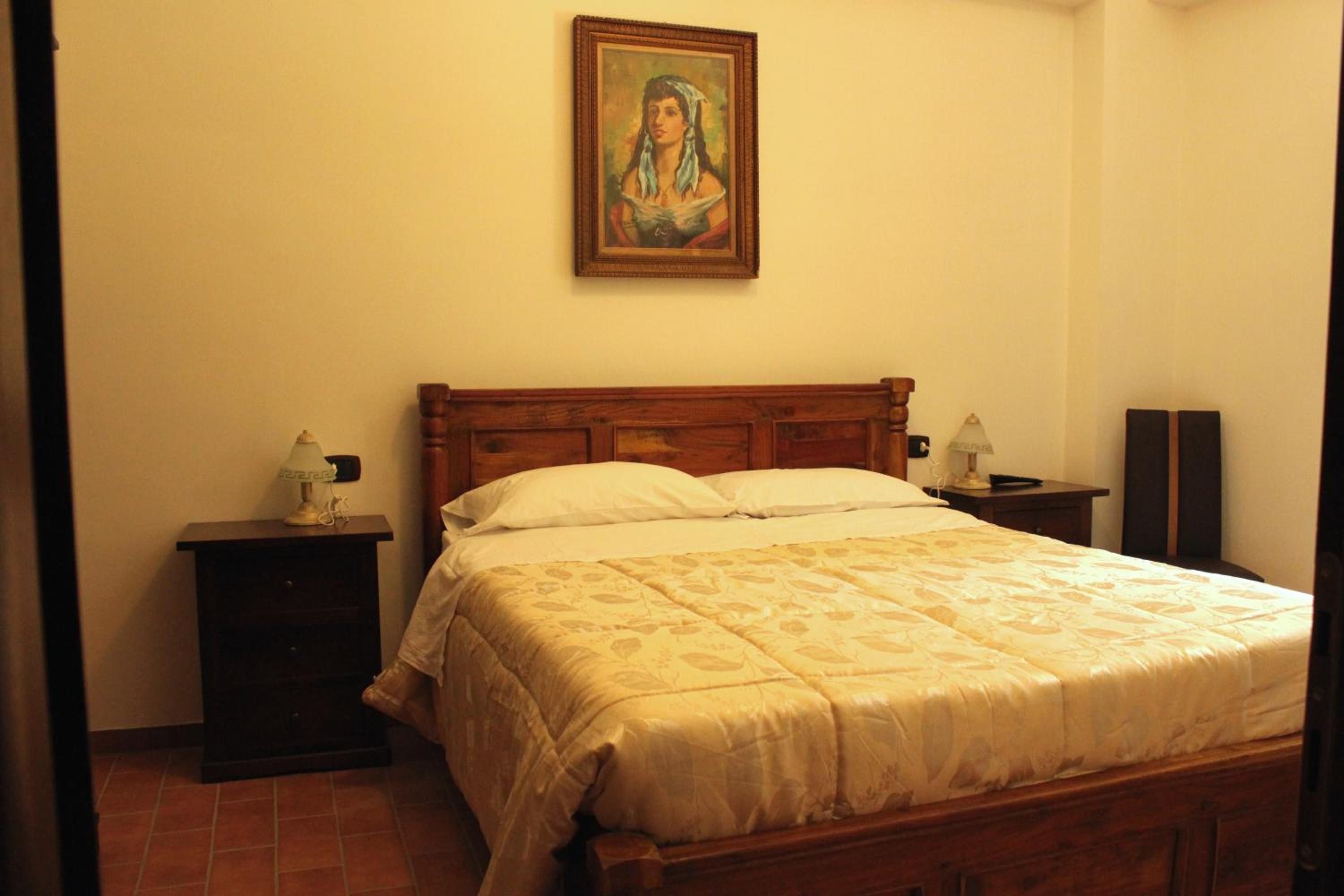 One-Bedroom Apartment (2 Adults) - Photo 10