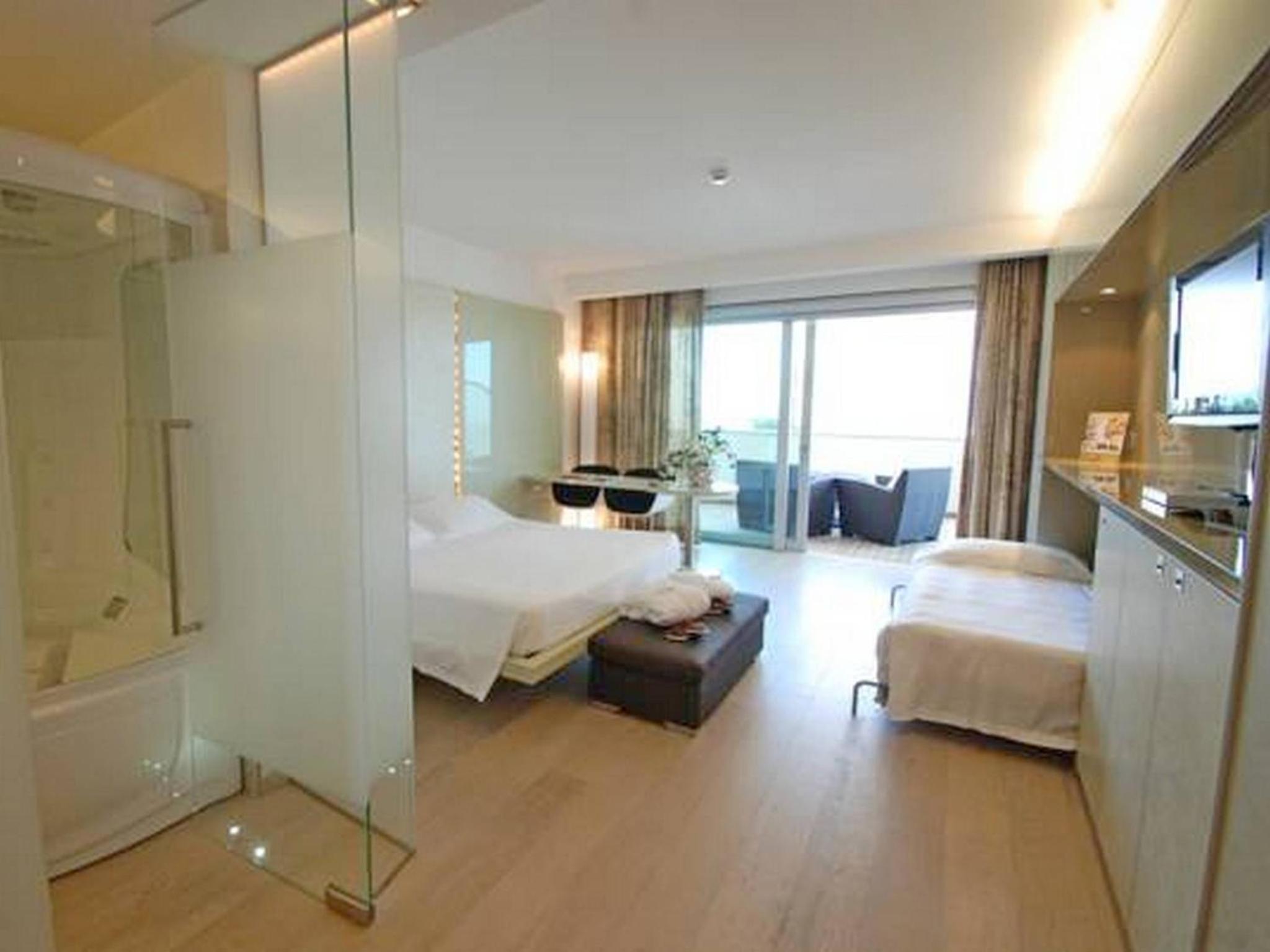 Executive Triple Room - Photo 1