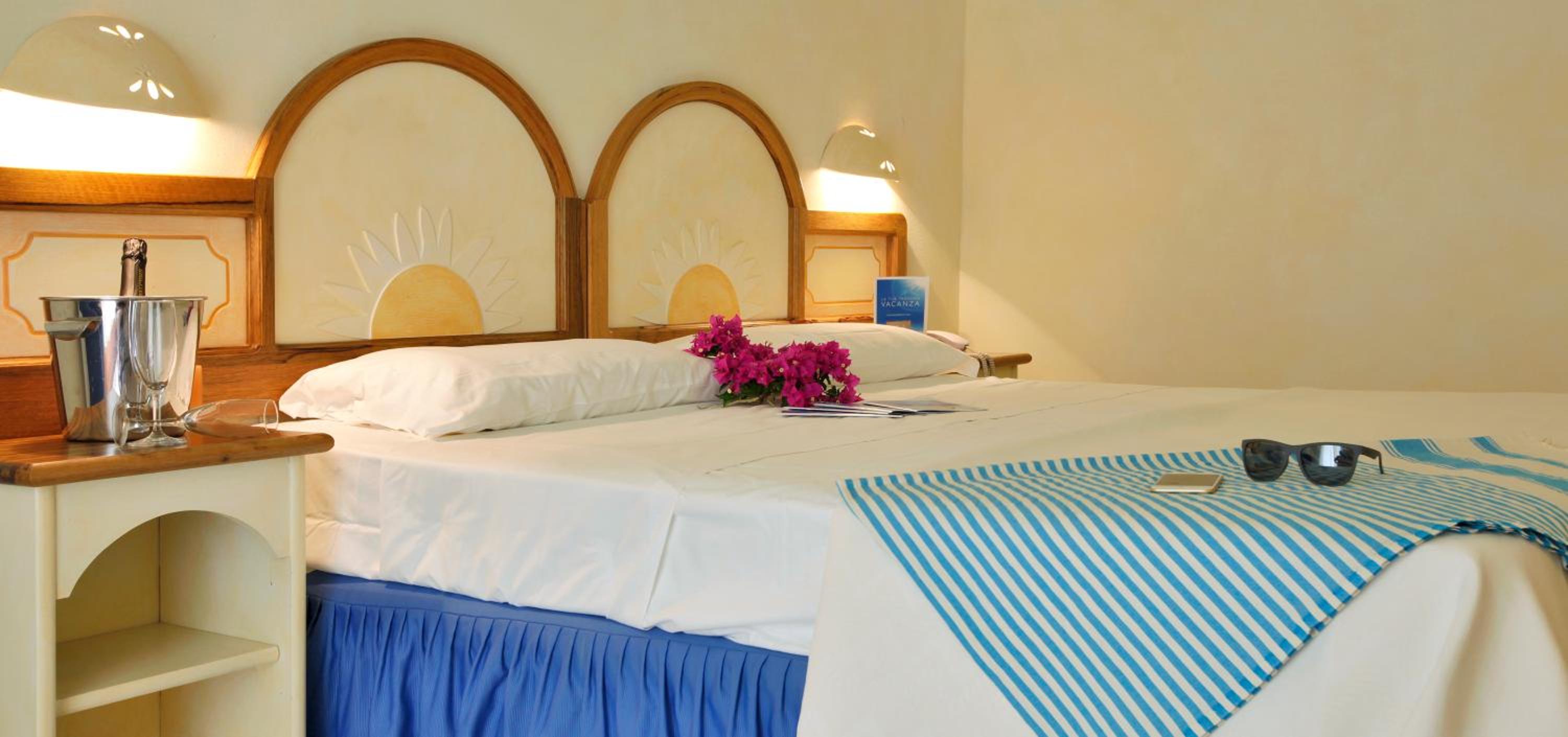 Double or Twin Room - Photo 3