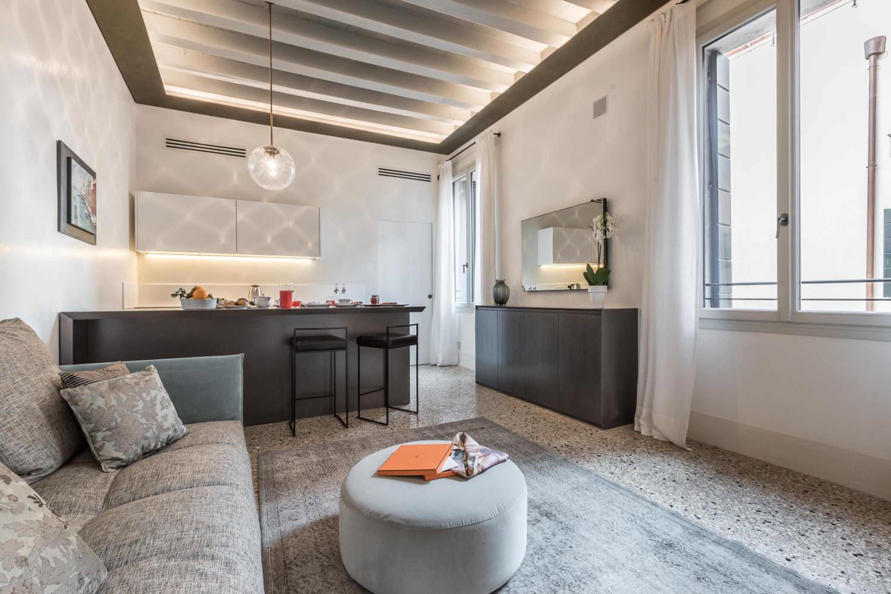 Superior Duplex Apartment photo 2