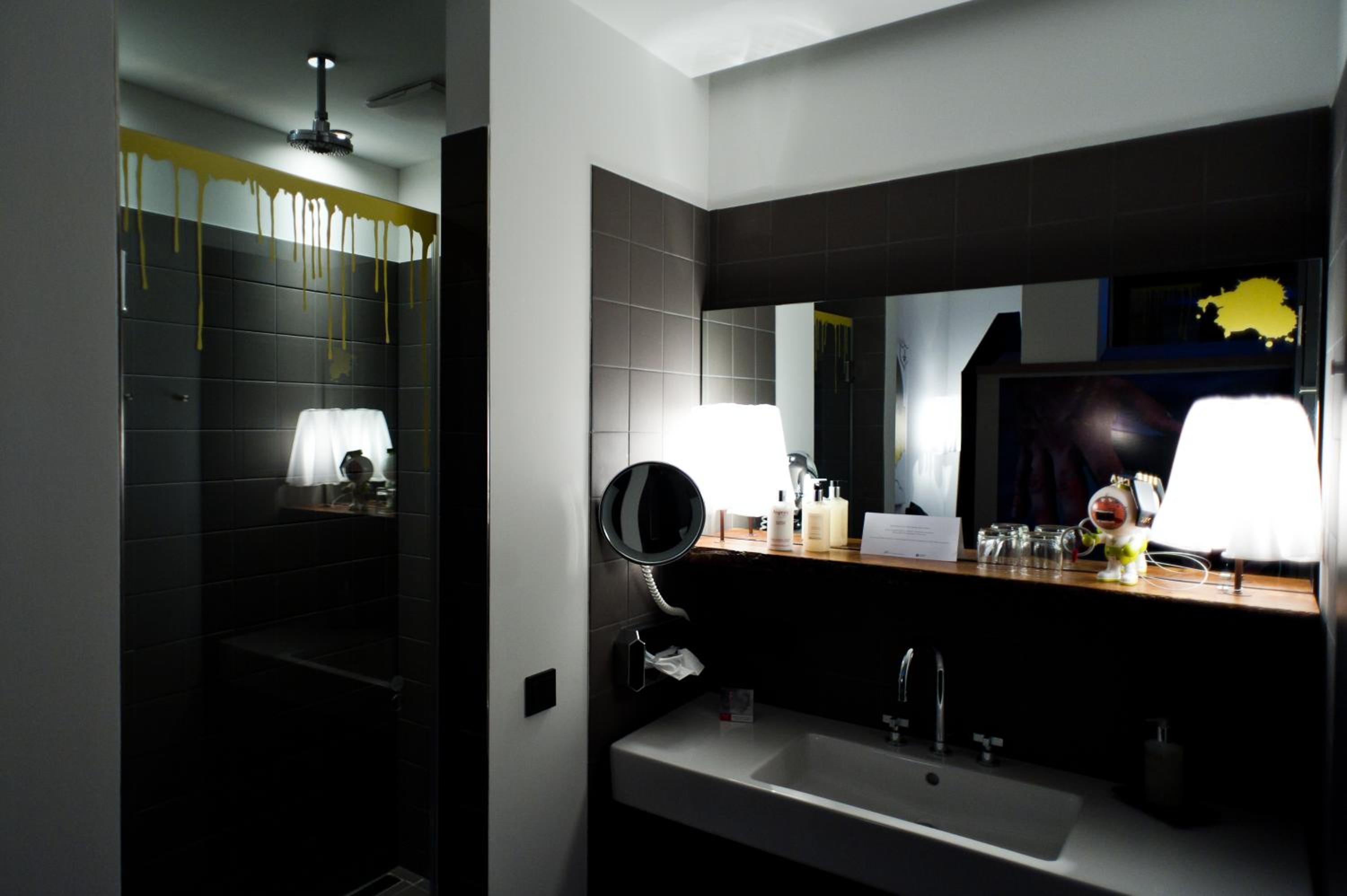 Signature Room photo 3