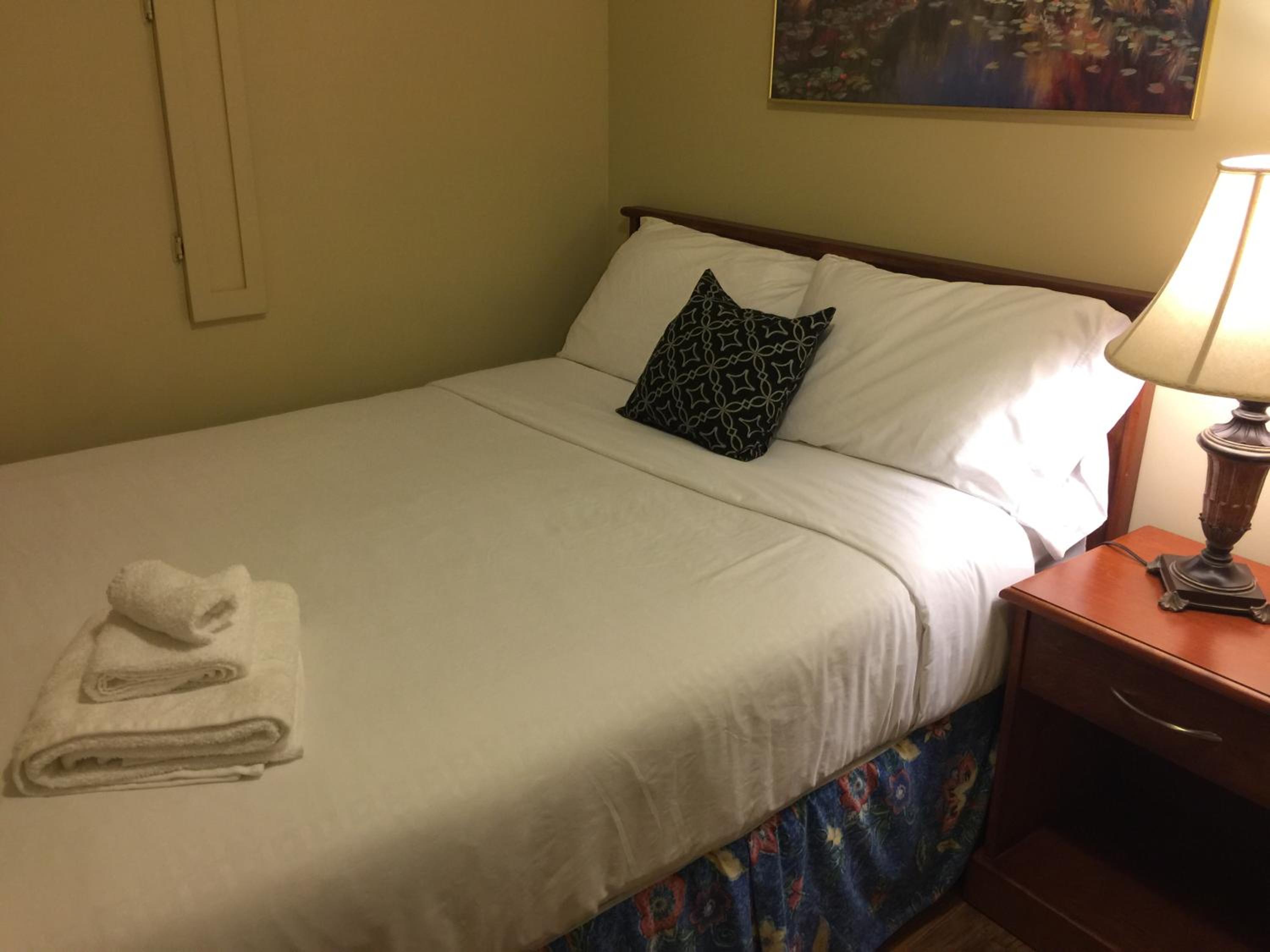 Budget Double Room - Photo 1