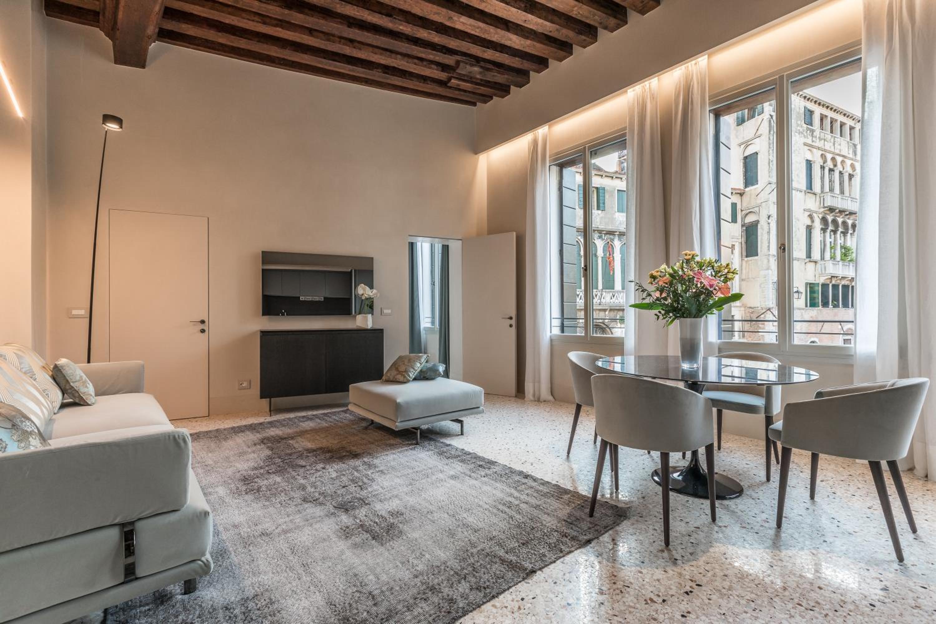Two-Bedroom Deluxe Apartment with Canal View