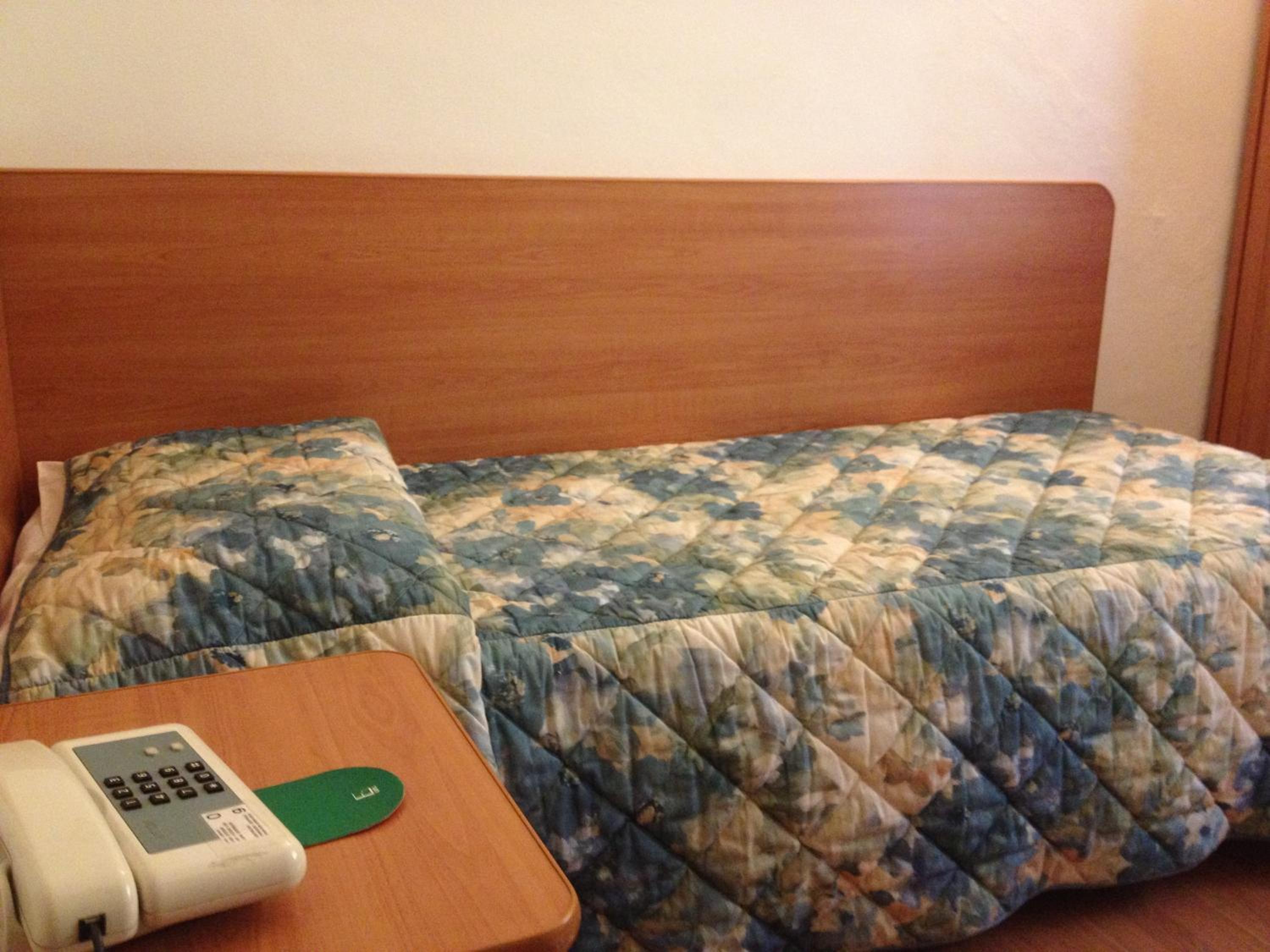 Single Room photo 2