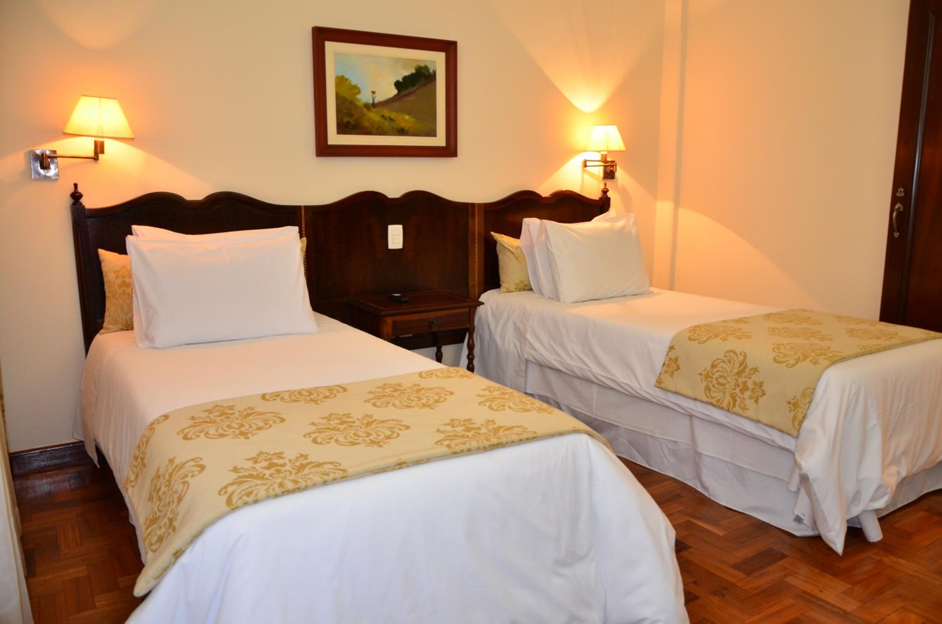 Suite (2 Adults) - Photo 3