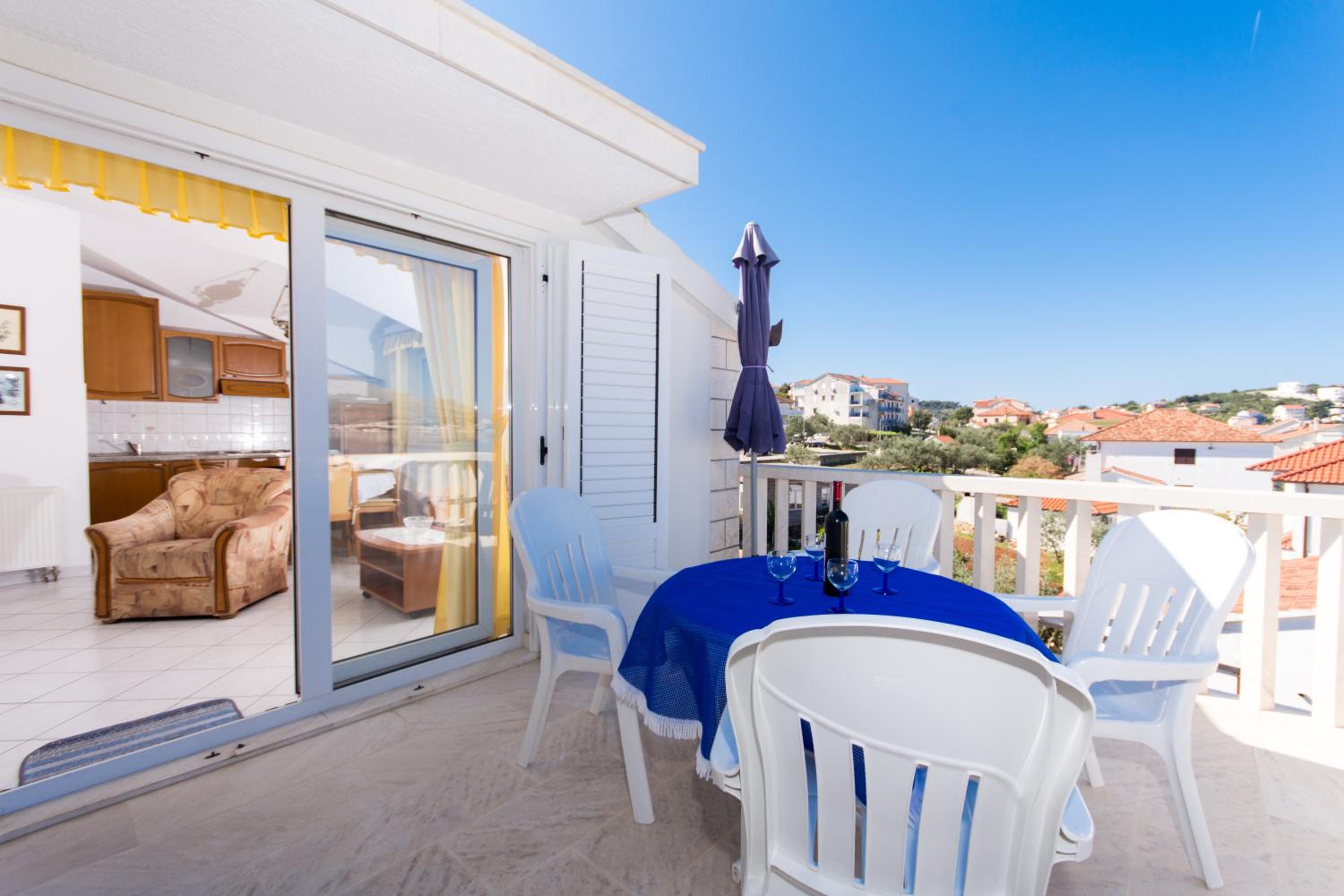 Apartment with Sea View