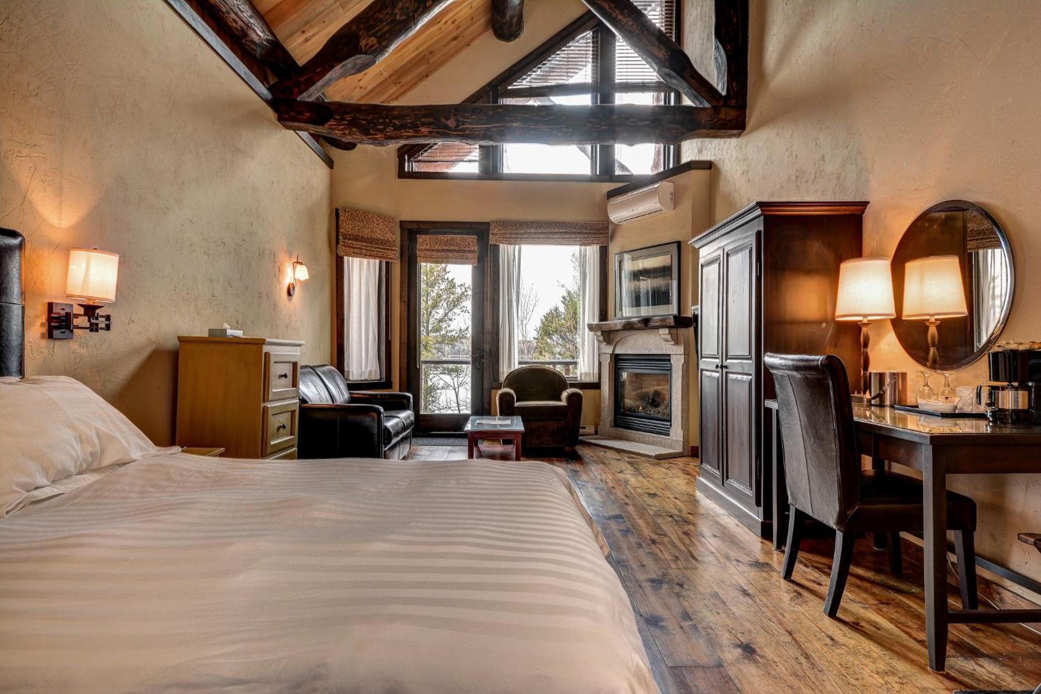 Presidential Room- Lake view with balcony  photo 2