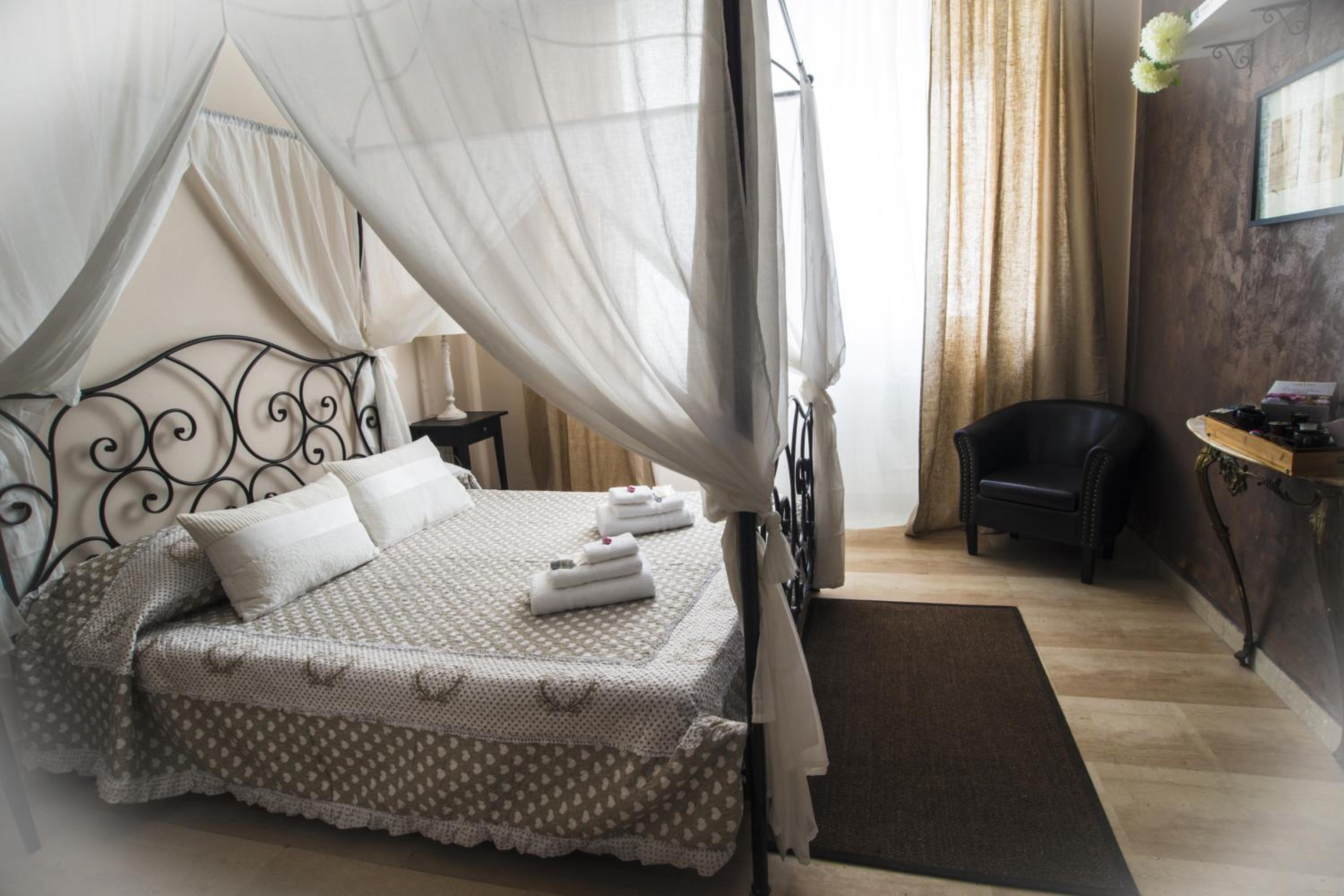 Small Double Room