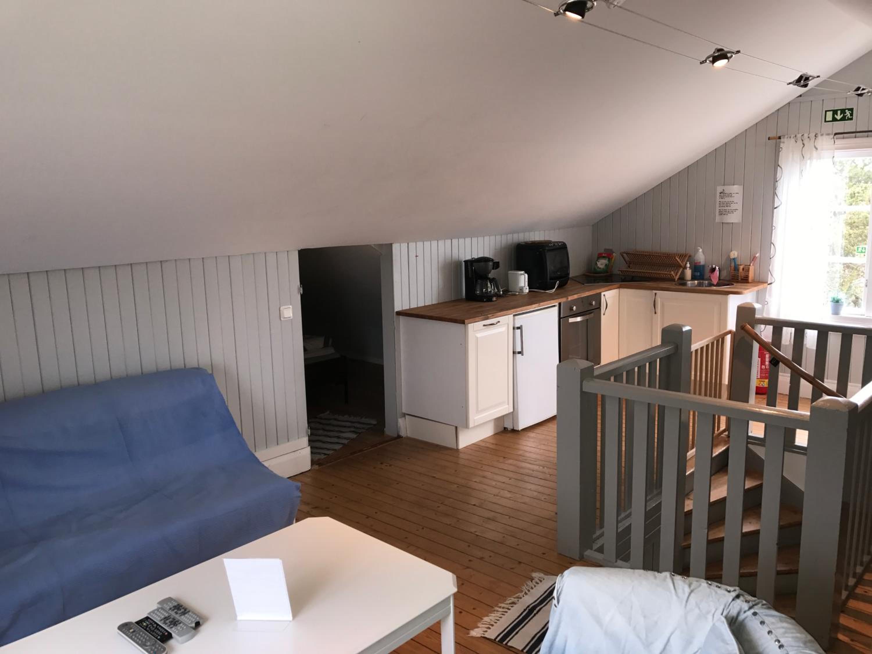 Quadruple Room with Private Bathroom photo 2