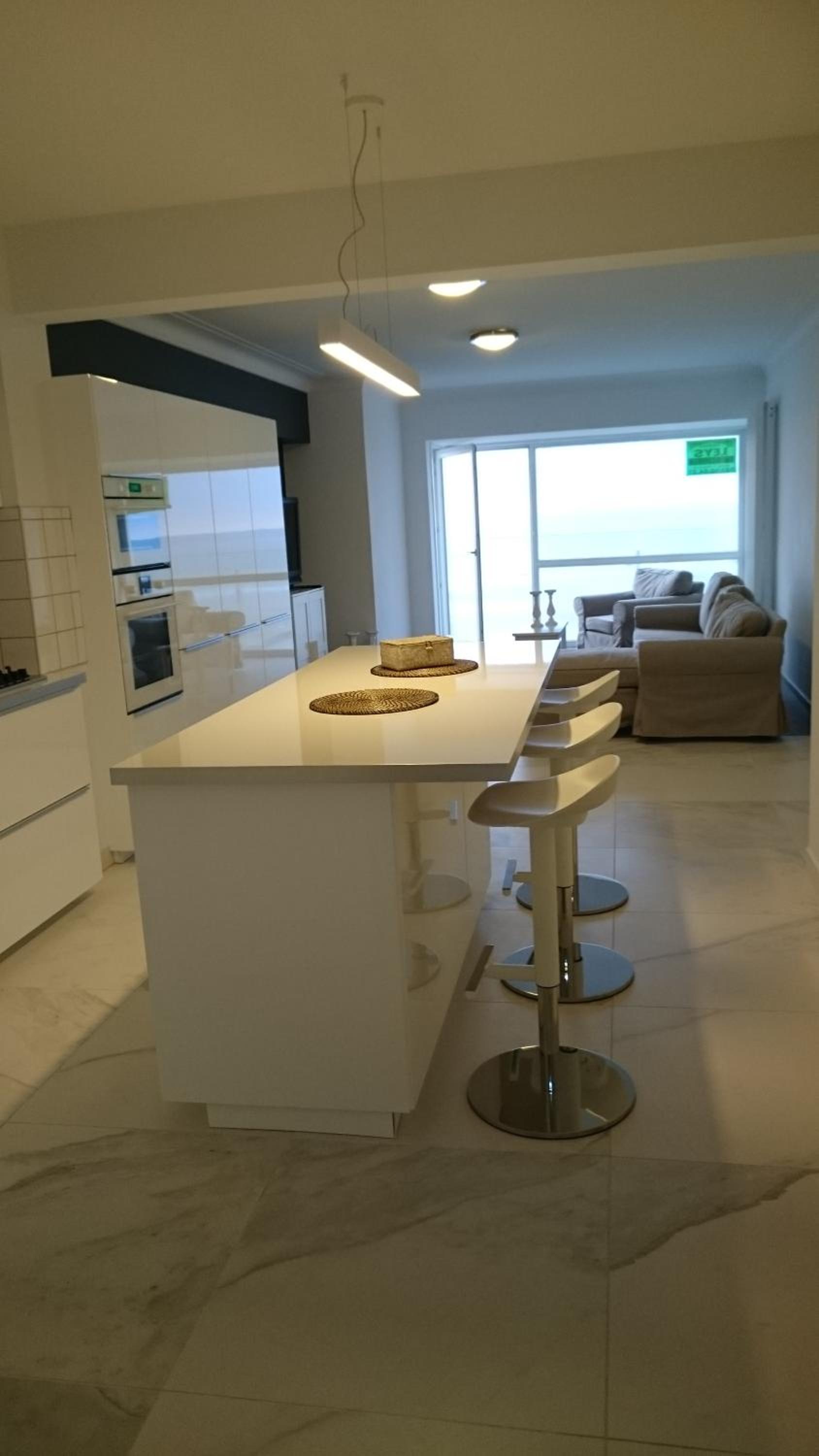 Apartment with Sea View - Photo 4