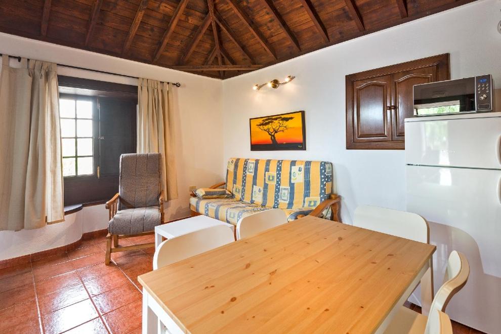 Bungalow de Dos Habitaciones (4-6 Adultos)