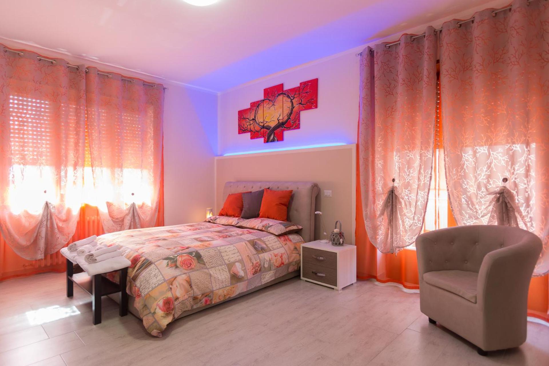 Deluxe Double Room with Balcony photo 1
