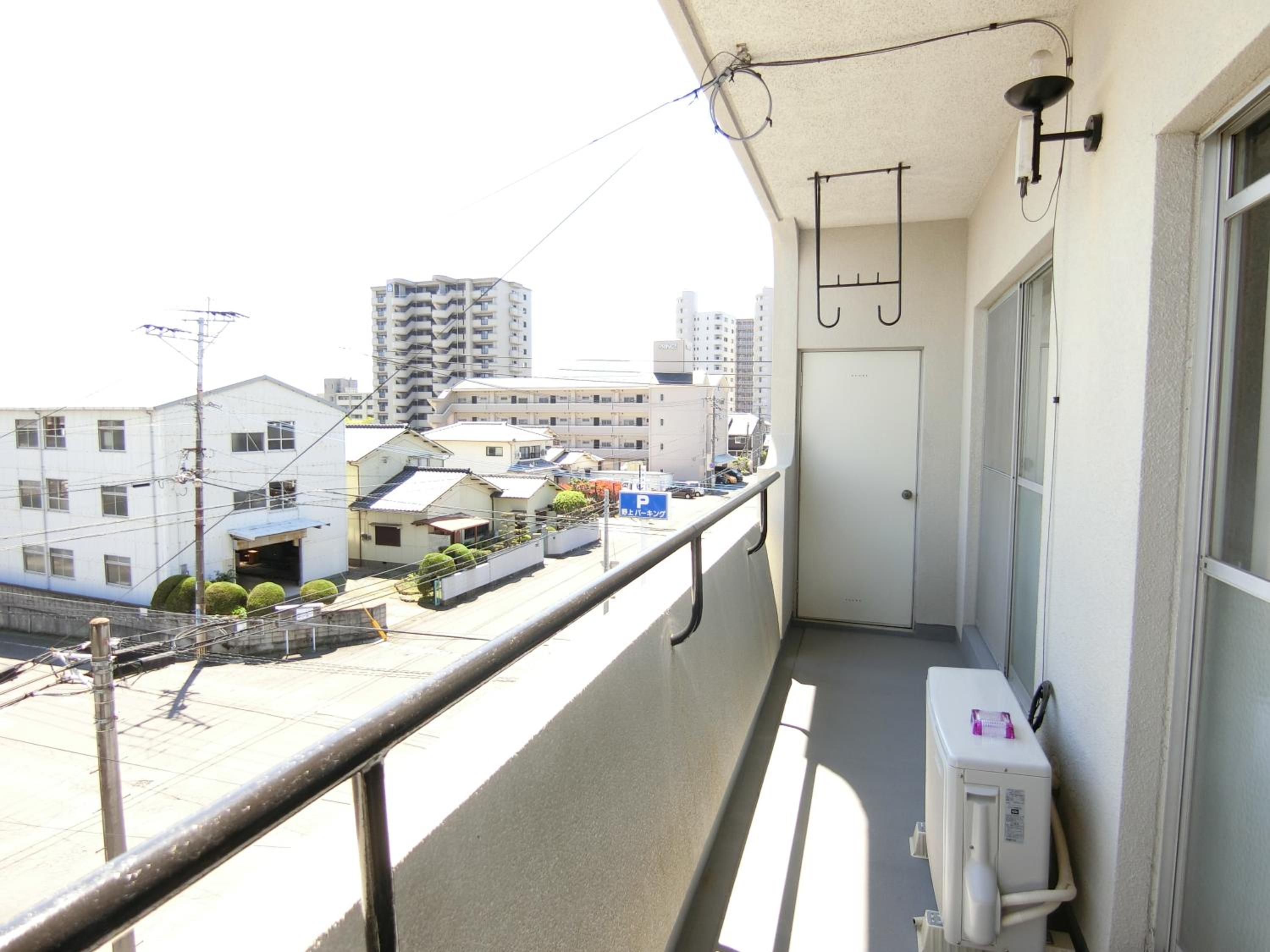 Two-Bedroom Apartment with Balcony photo 2