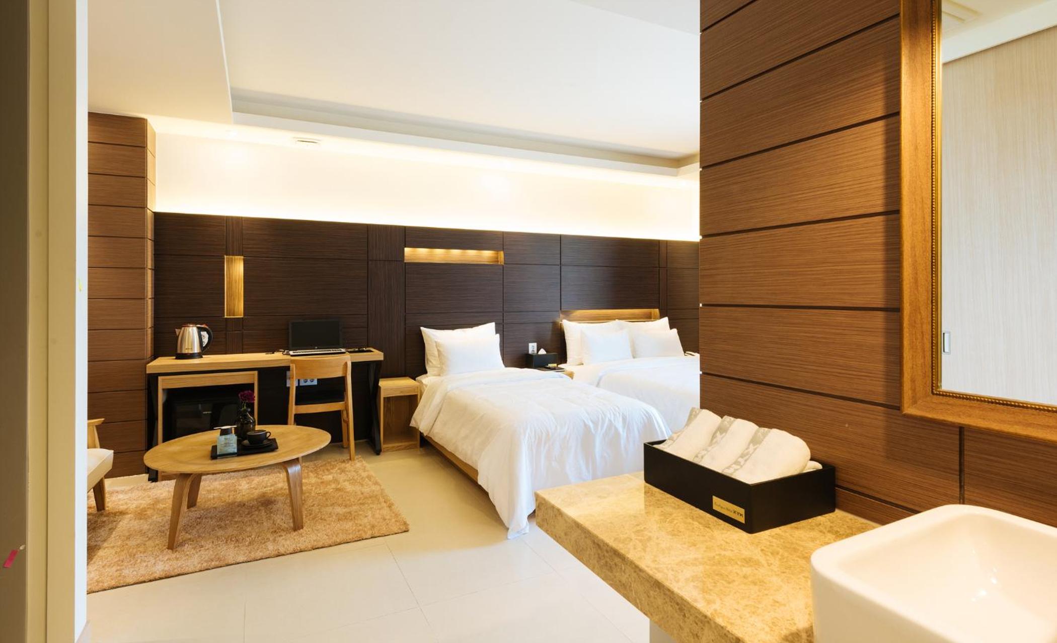 Superior Twin Room photo 2