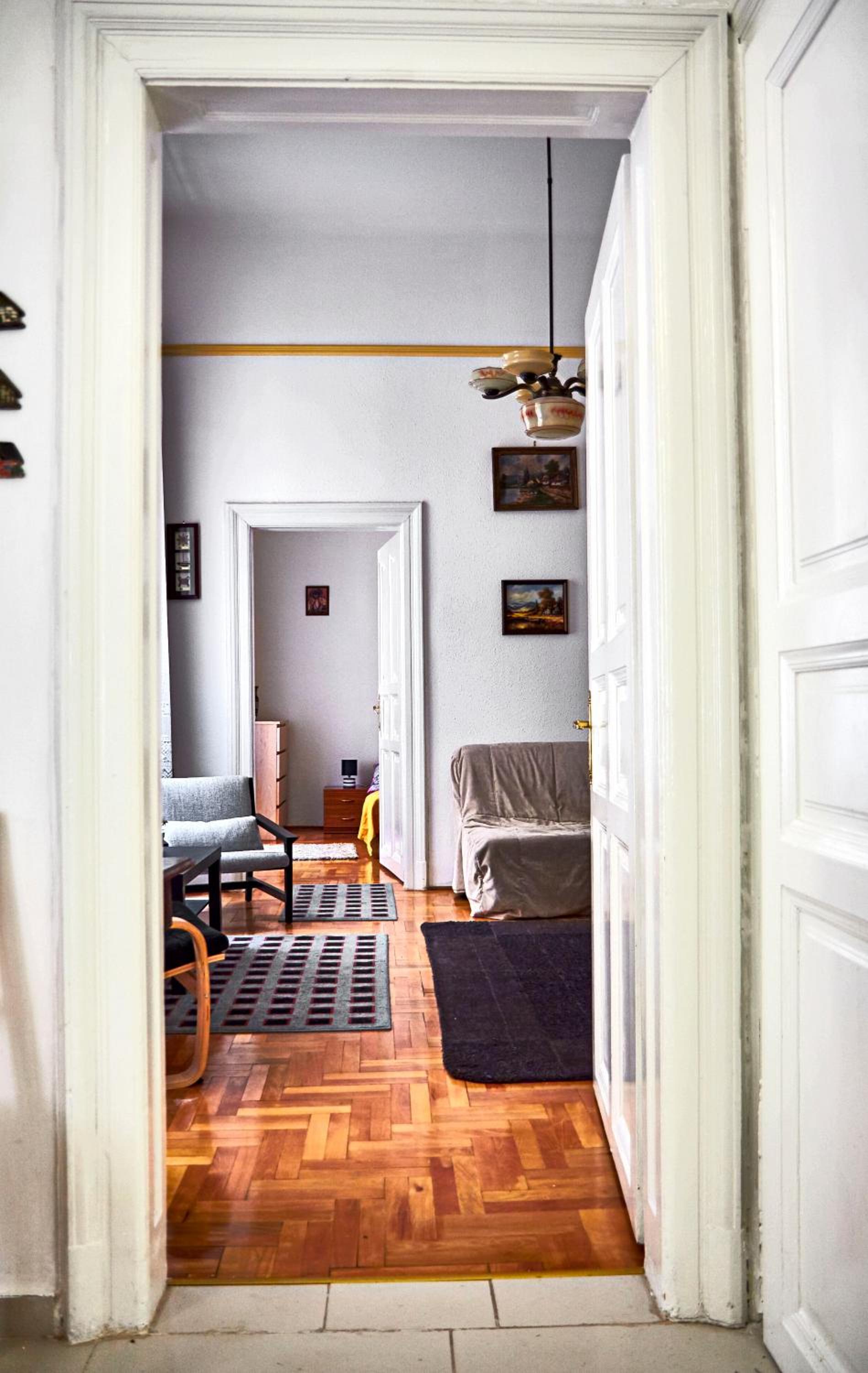 Apartment - Photo 1