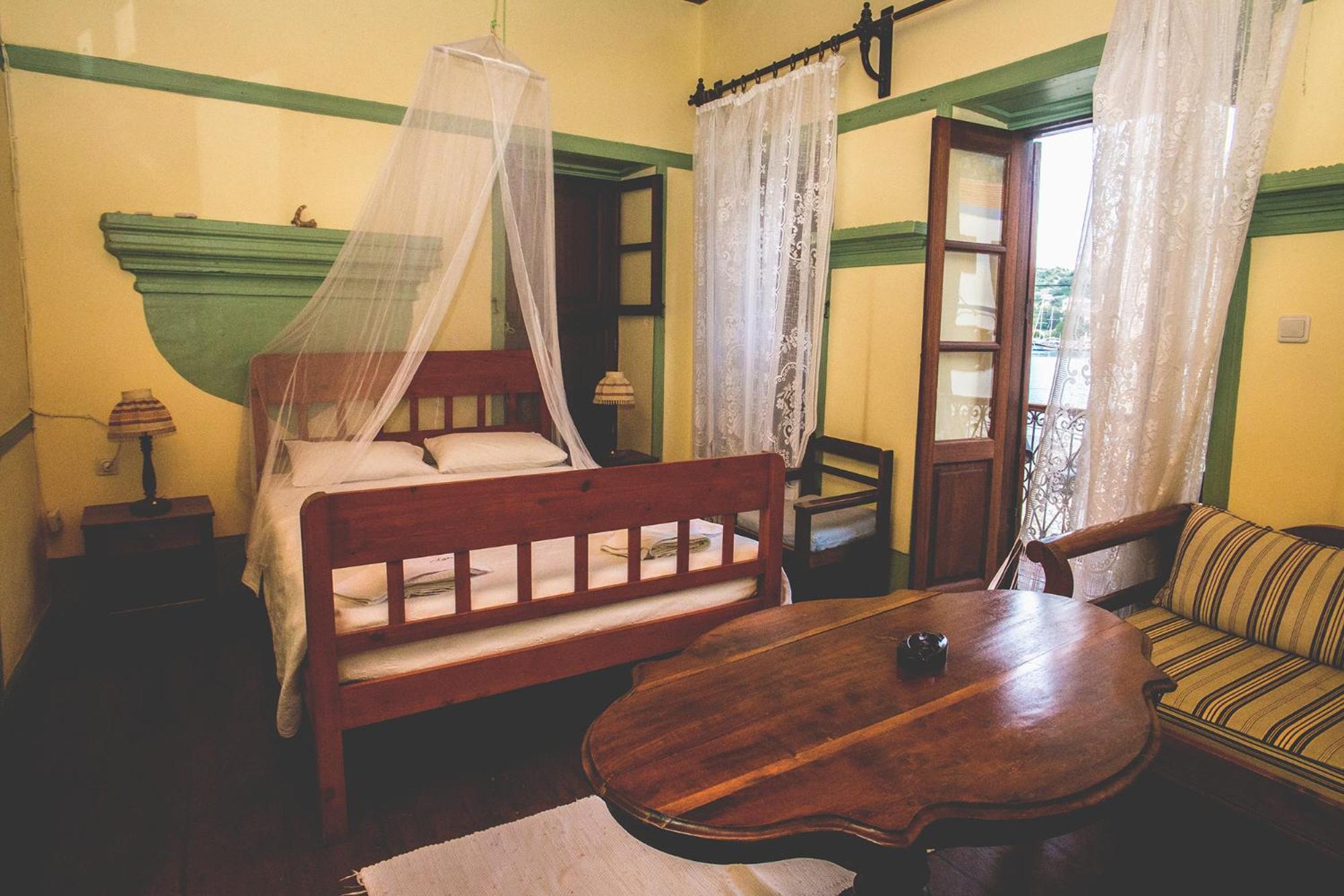 Two-Bedroom Apartment (4 Adults)