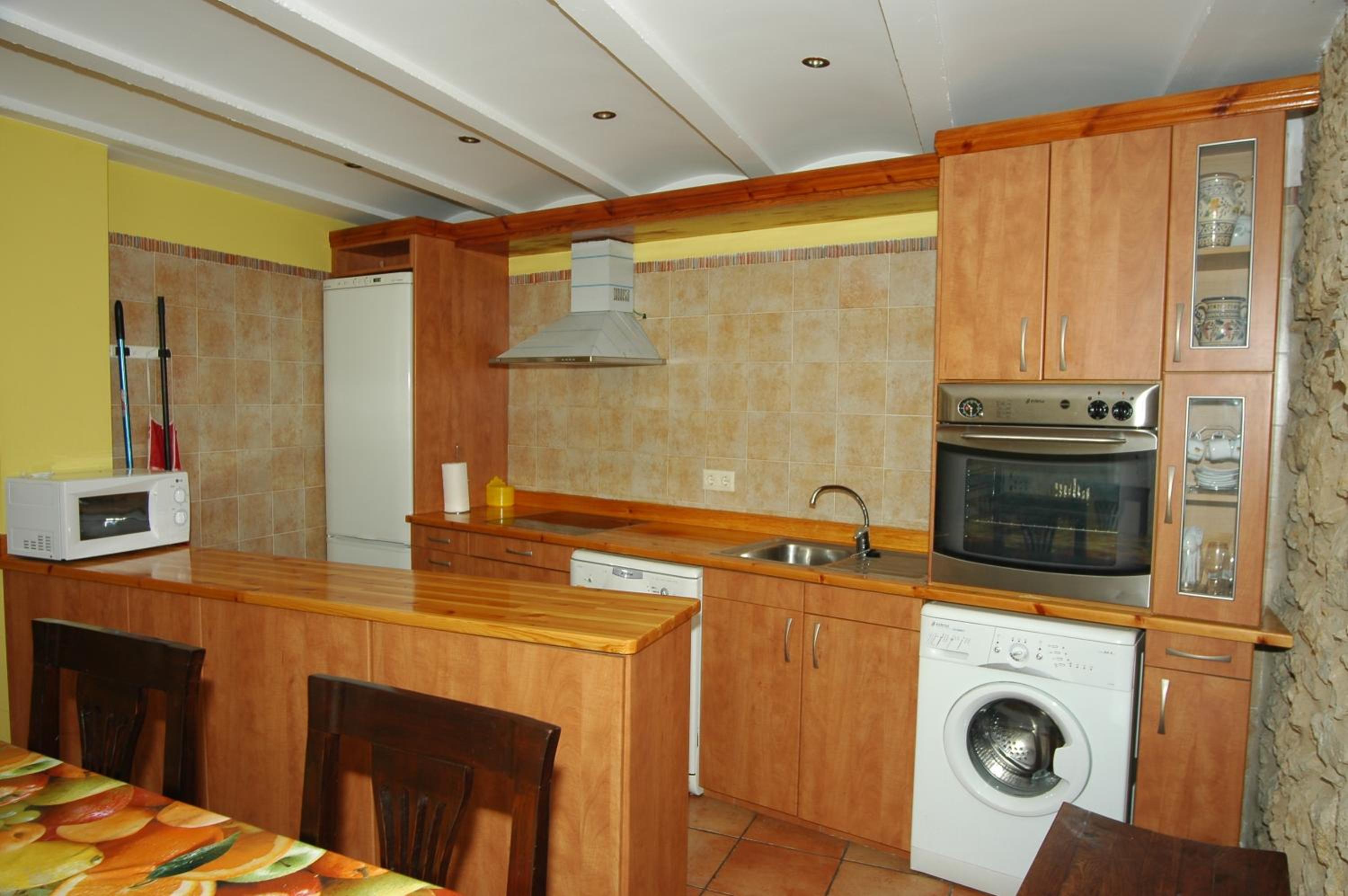 Four-Bedroom Villa photo 3