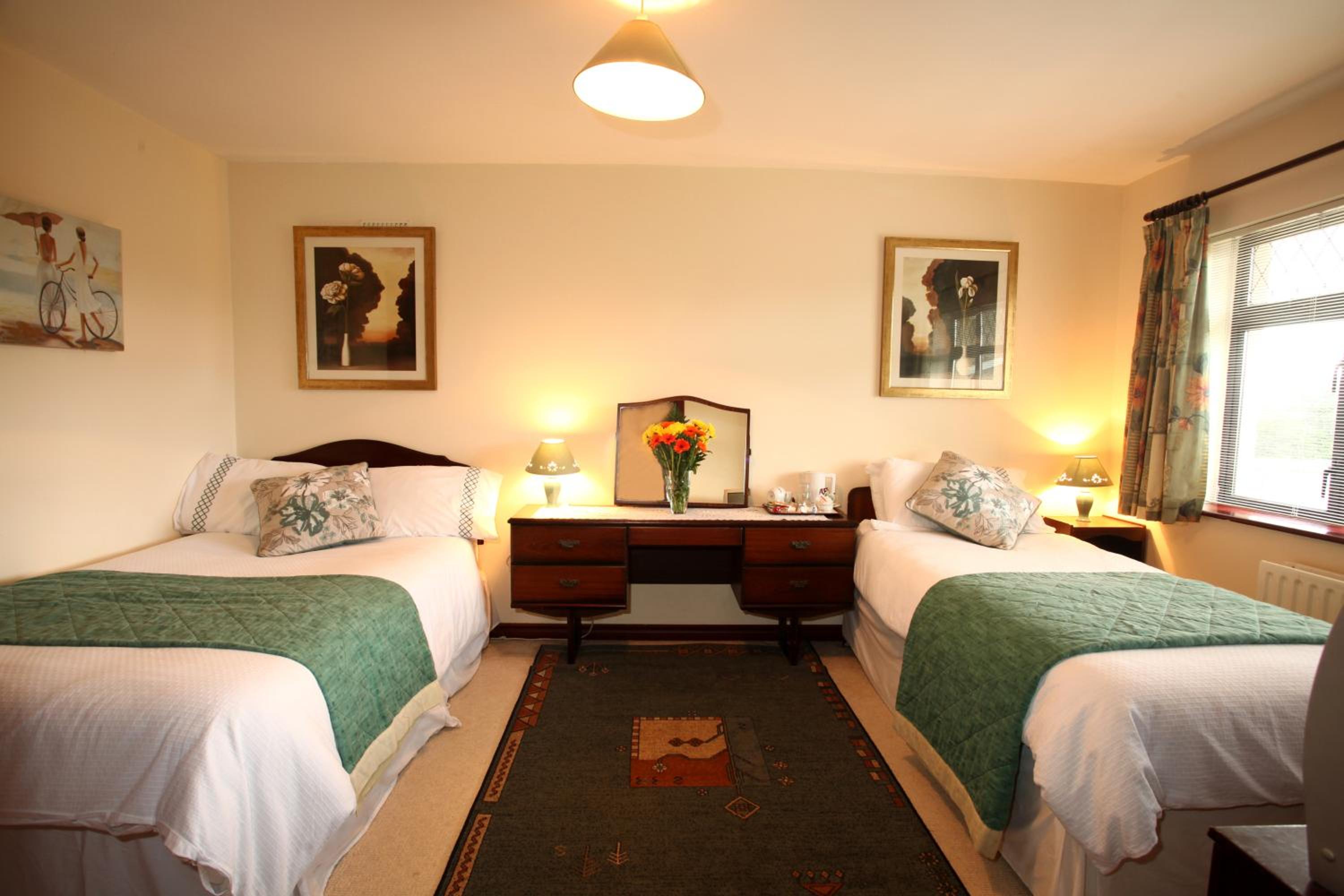 Deluxe Twin Room - Photo 1