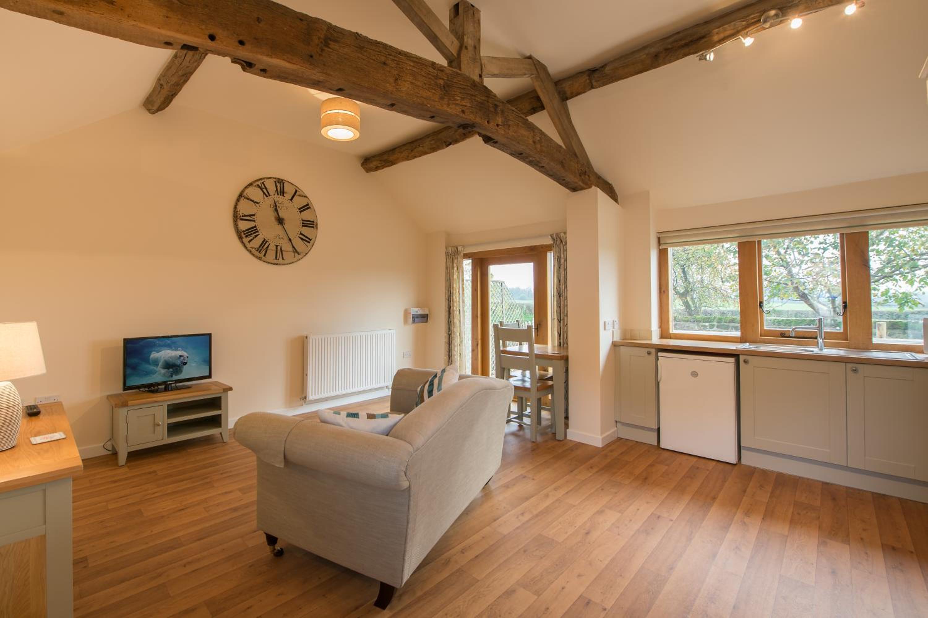 One-Bedroom House photo 3