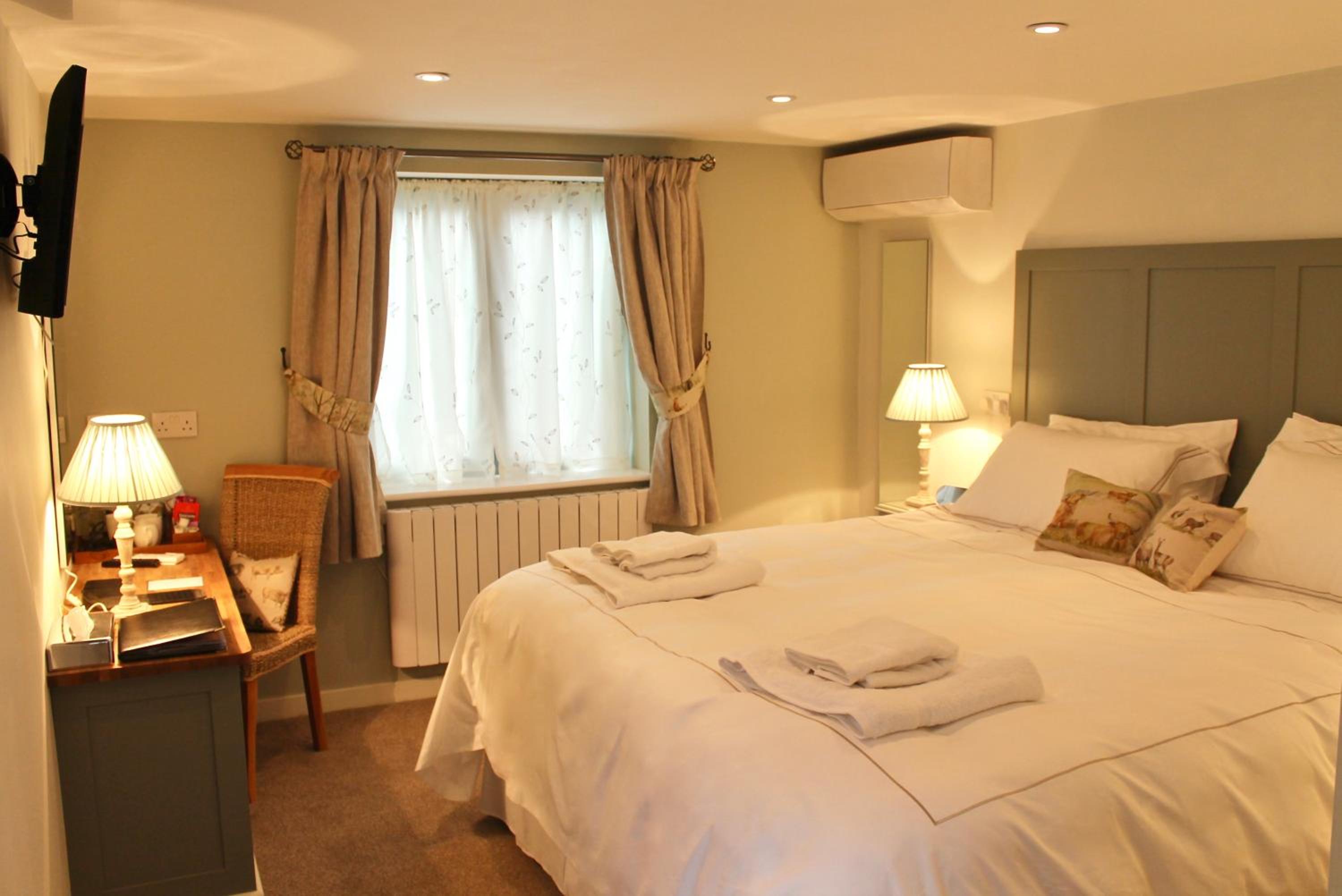 Double Room En-Suite - Photo 5