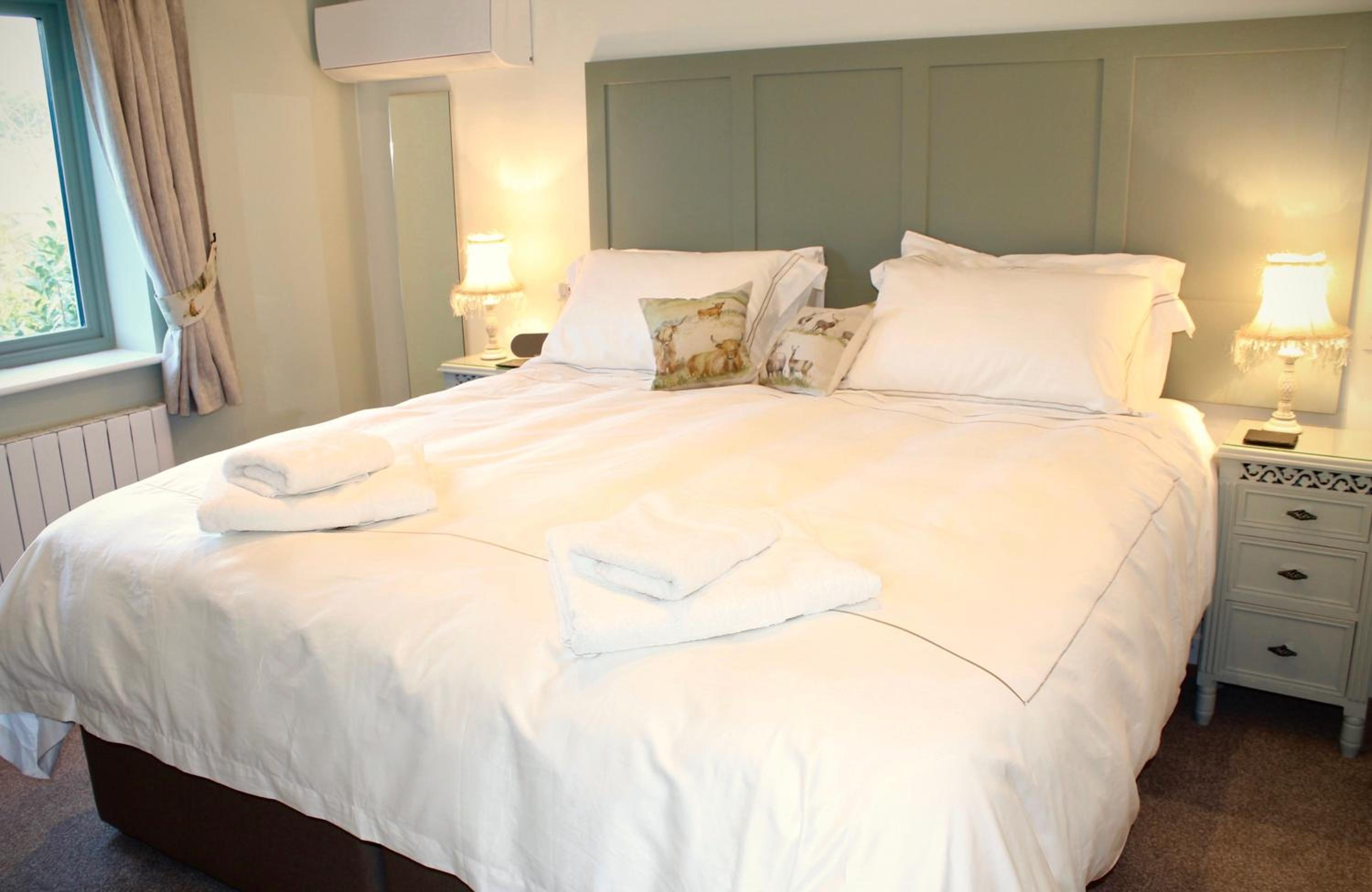 Double Room En-Suite - Photo 1
