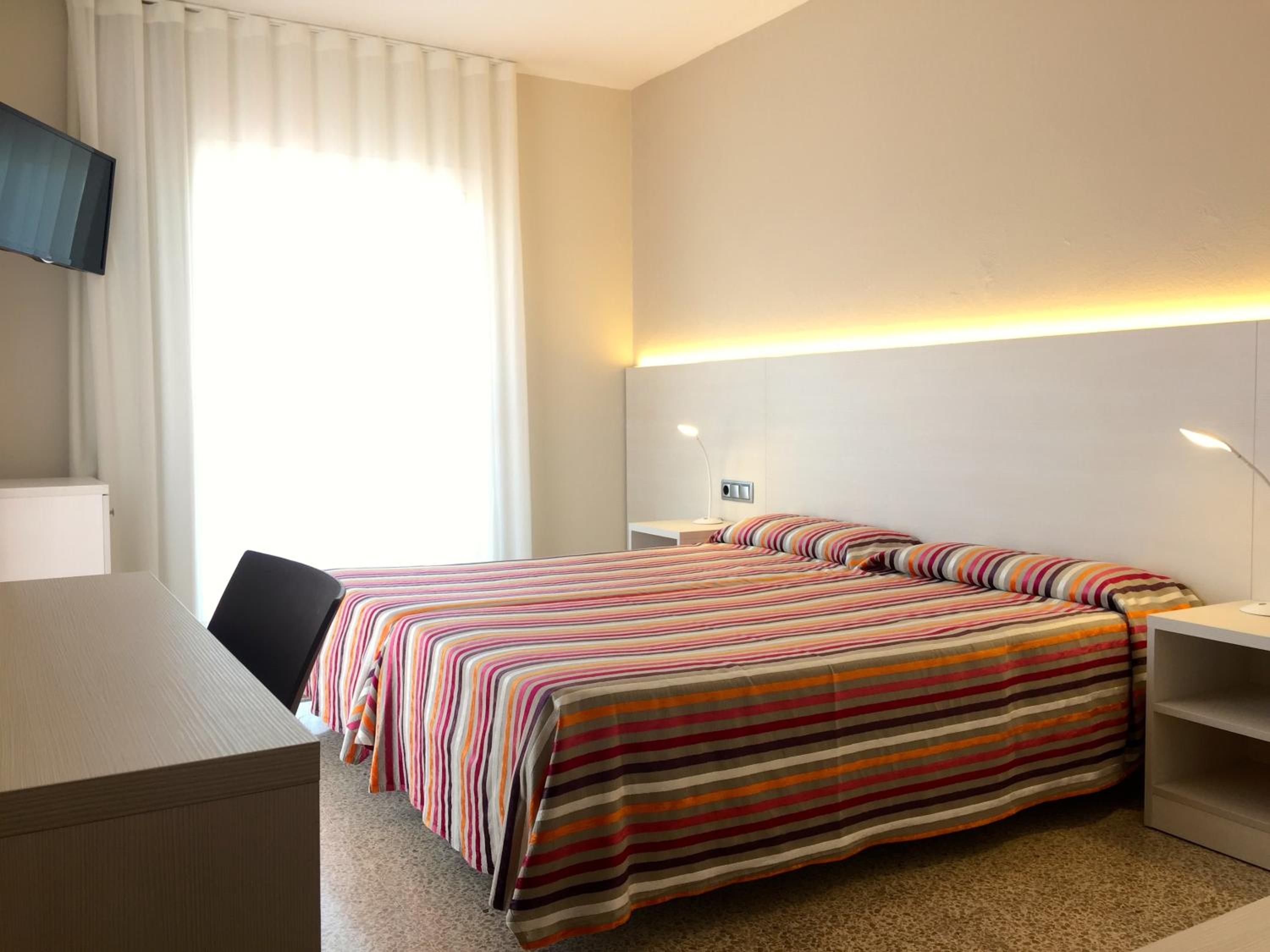 Habitación Doble o con Dos Camas con Vista a la Piscina