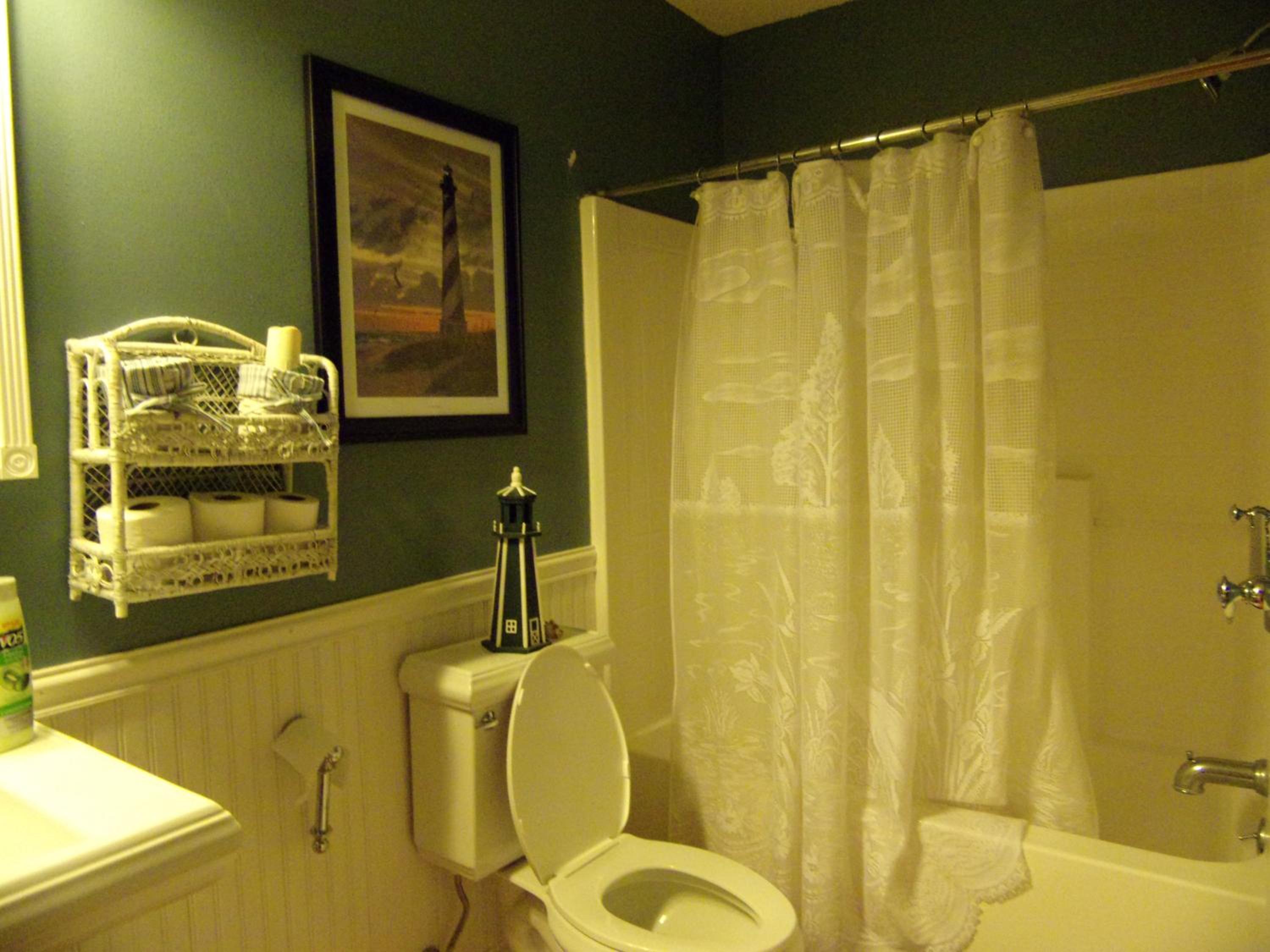 Riverton- Double Room with Shared Bathroom photo 3