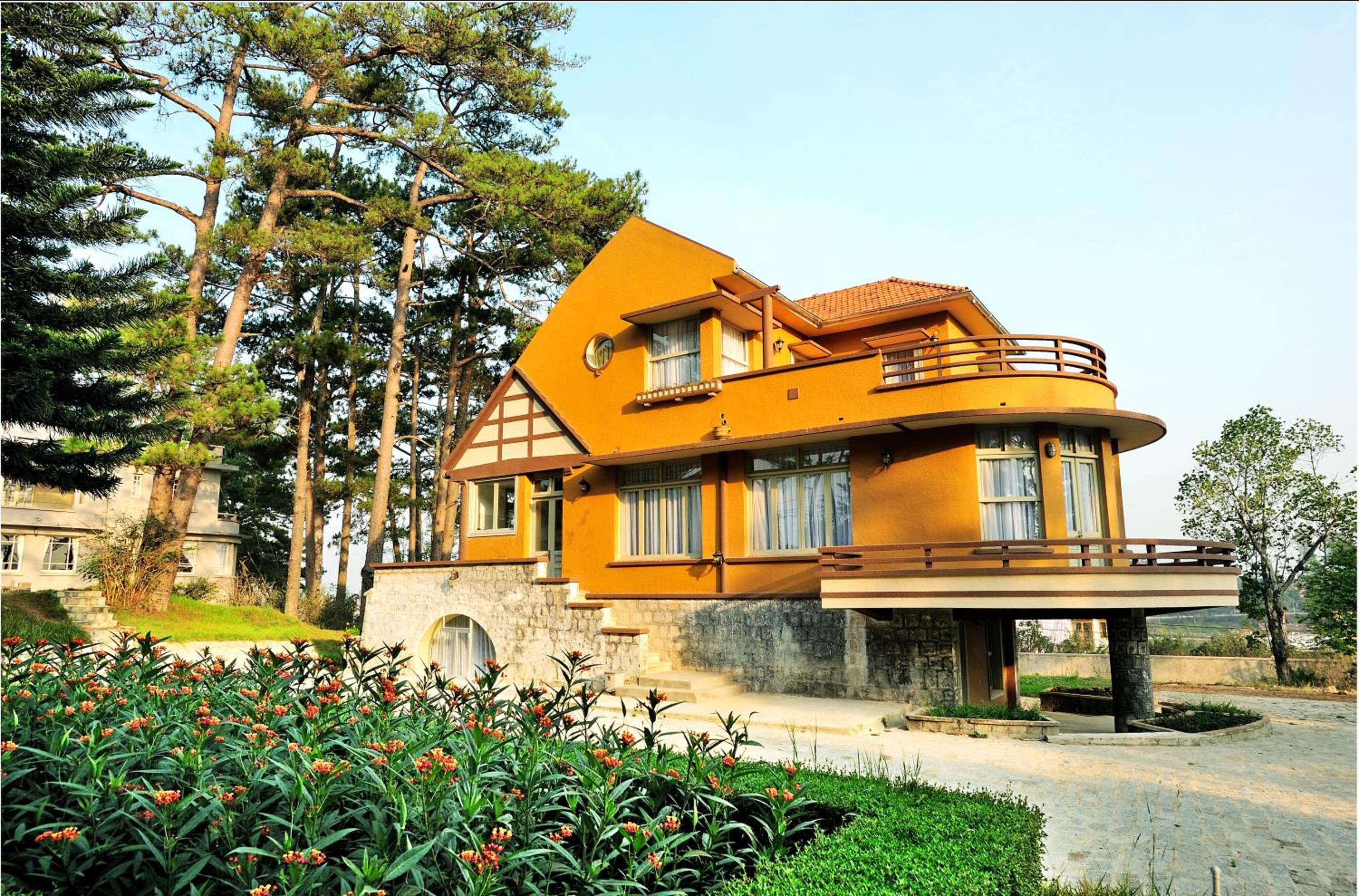 Seven-Bedroom Villa