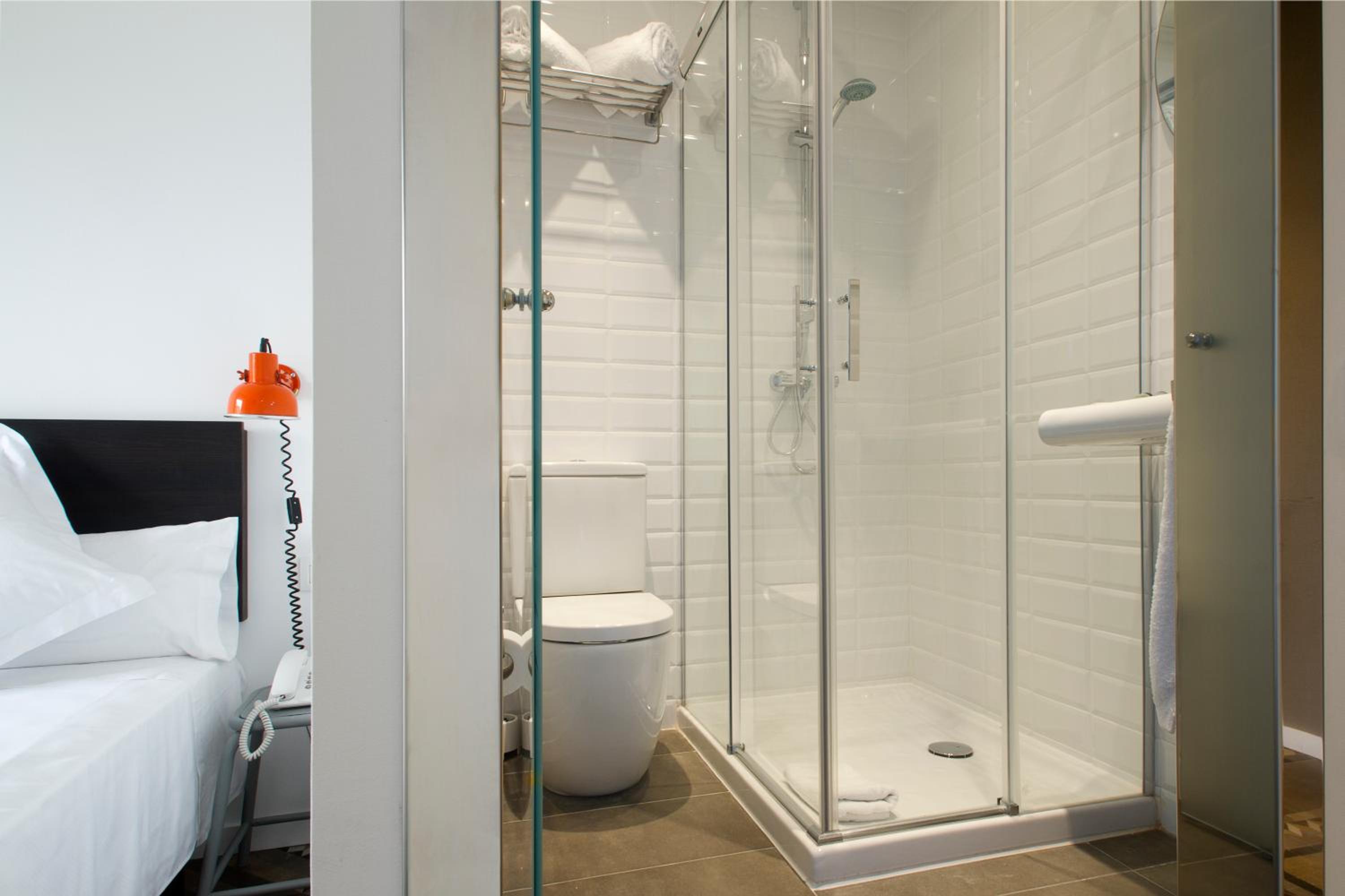 Double or Twin Room with Balcony photo 2