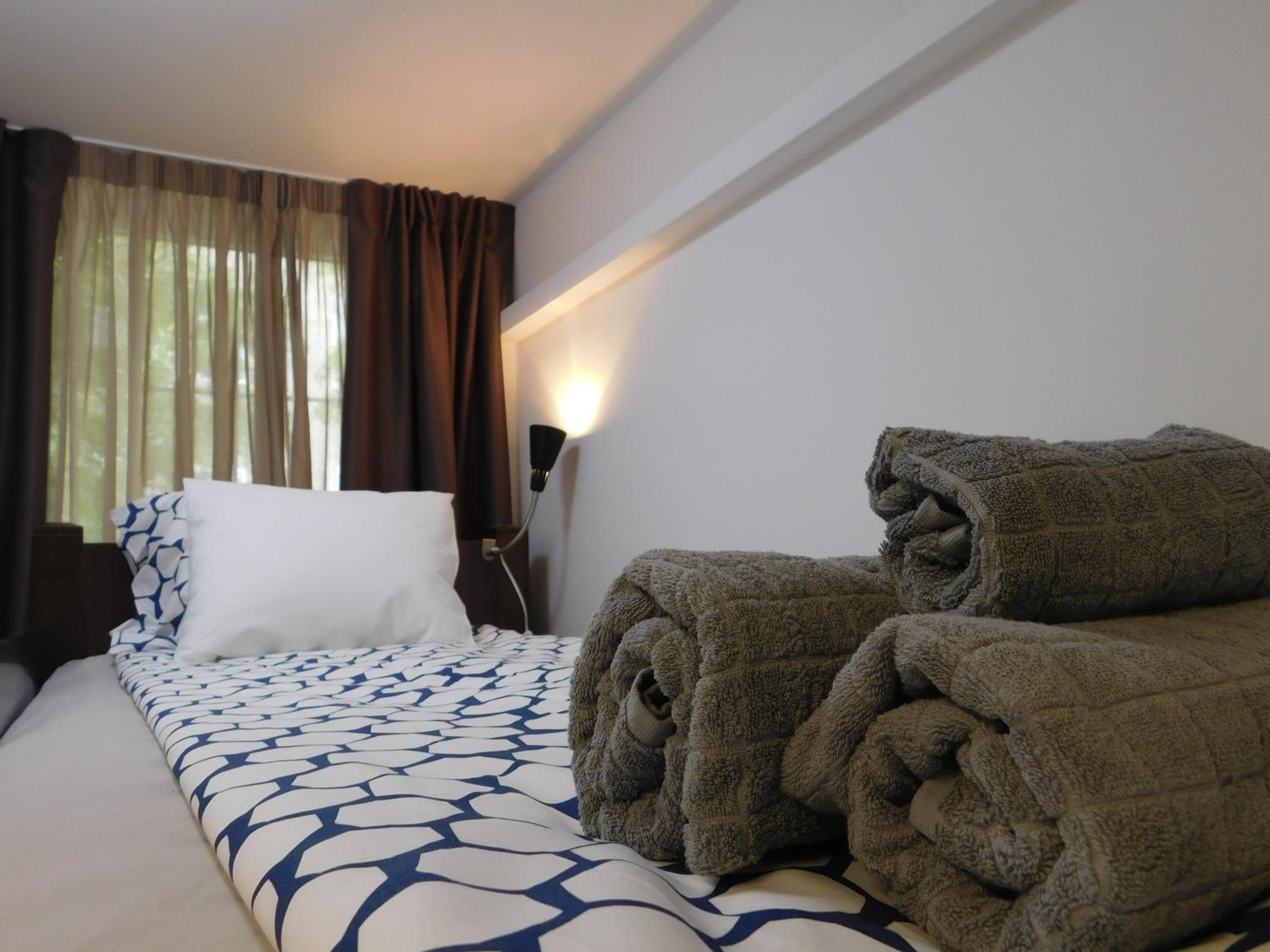 Deluxe Twin Room - Photo 2