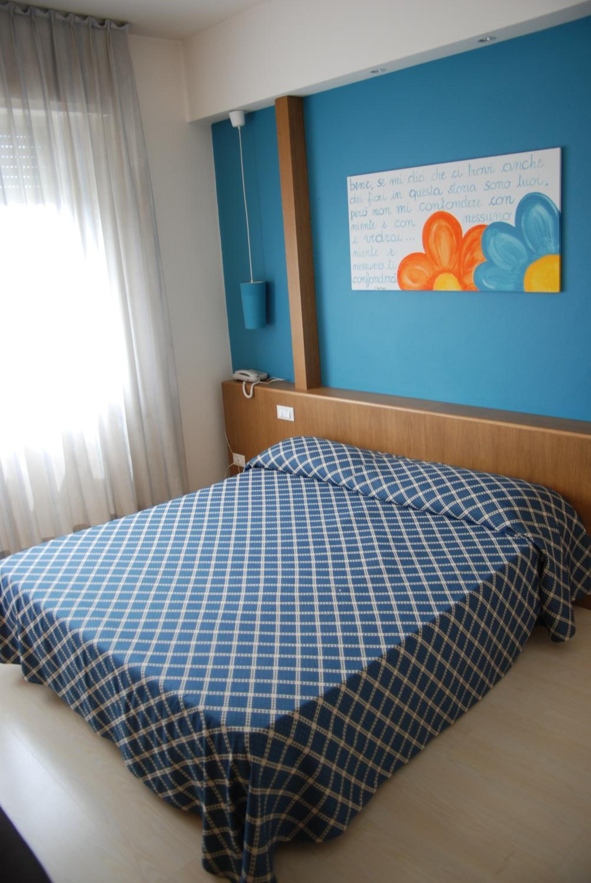 Double or Twin Room - Photo 1