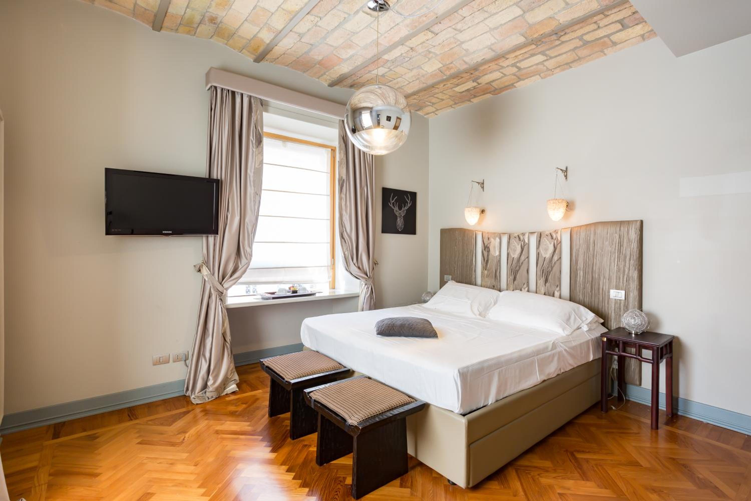 Deluxe Double or Twin Room photo 1
