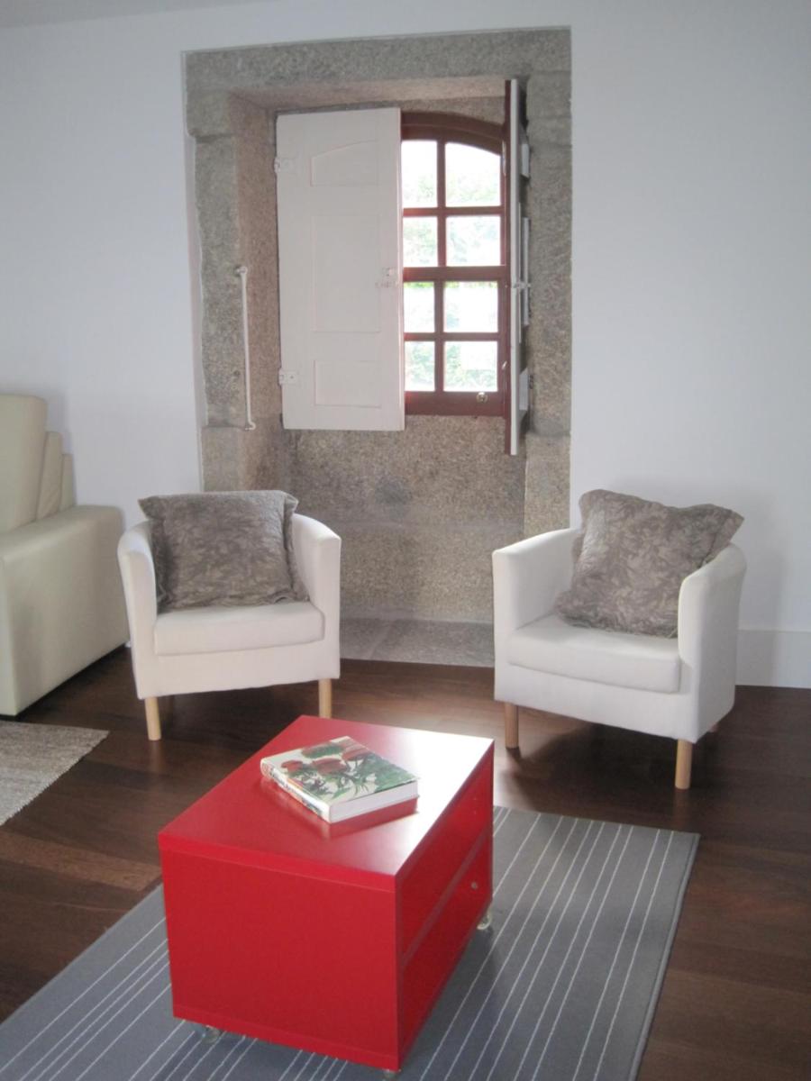 Family Room with Private Bathroom photo 2