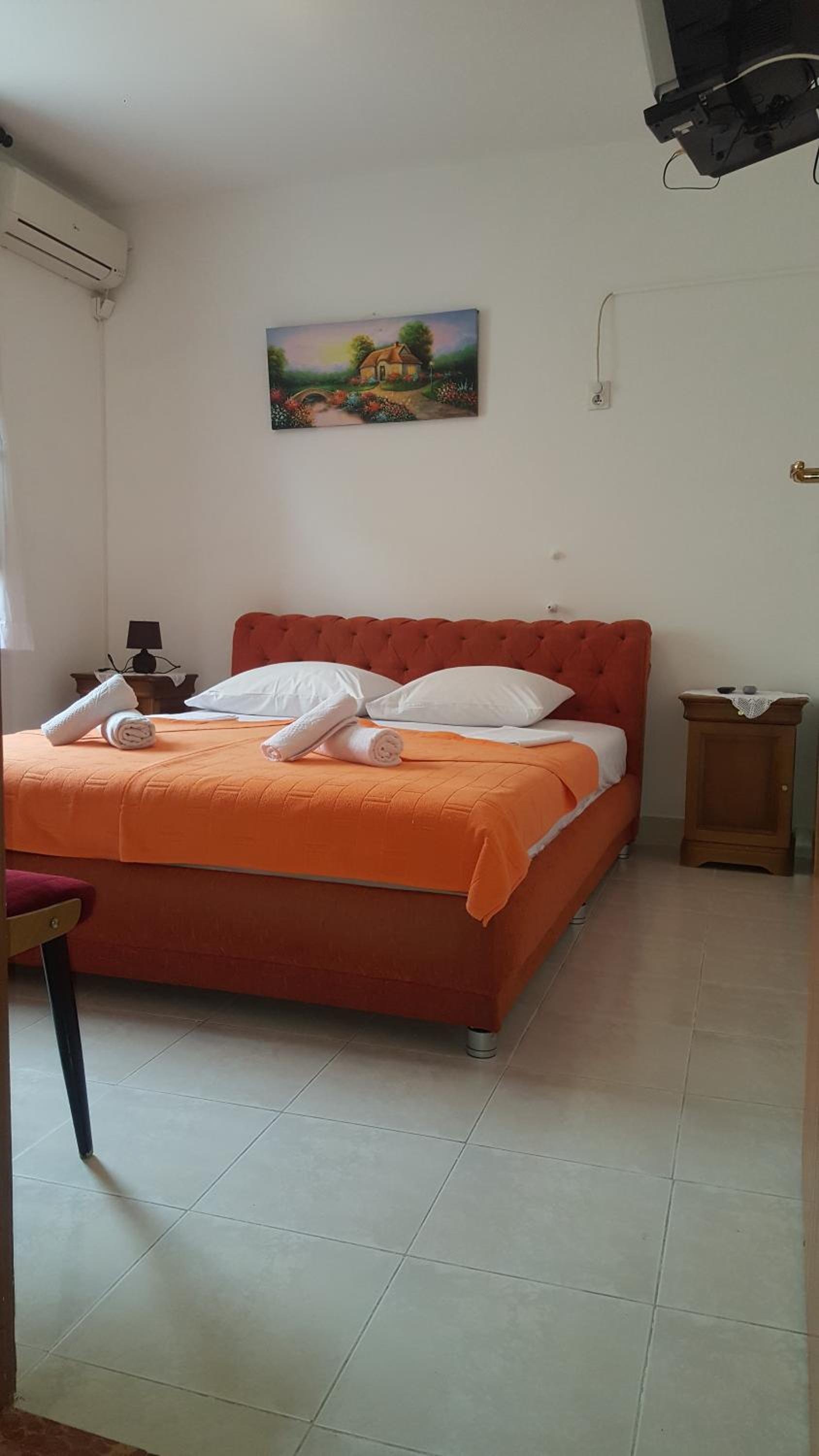 Twin Room with Private External Bathroom and Terrace photo 1