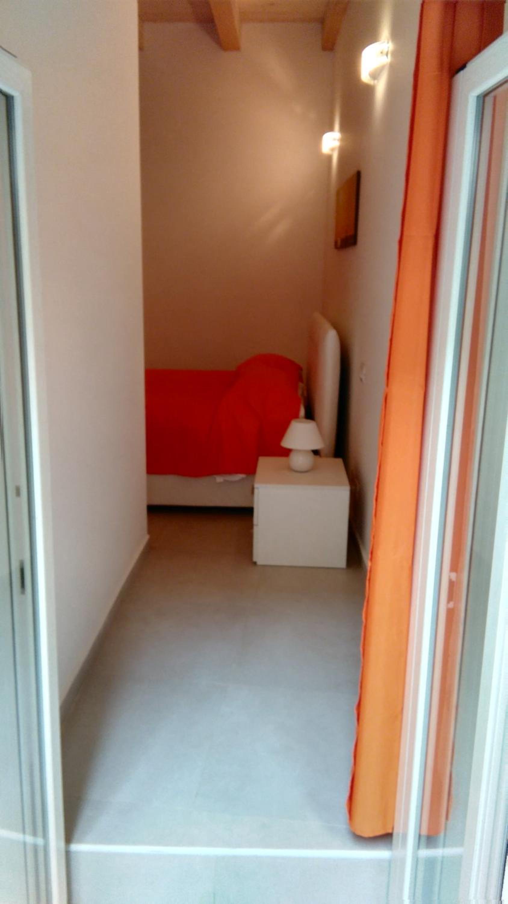 One-Bedroom Apartment - Photo 31