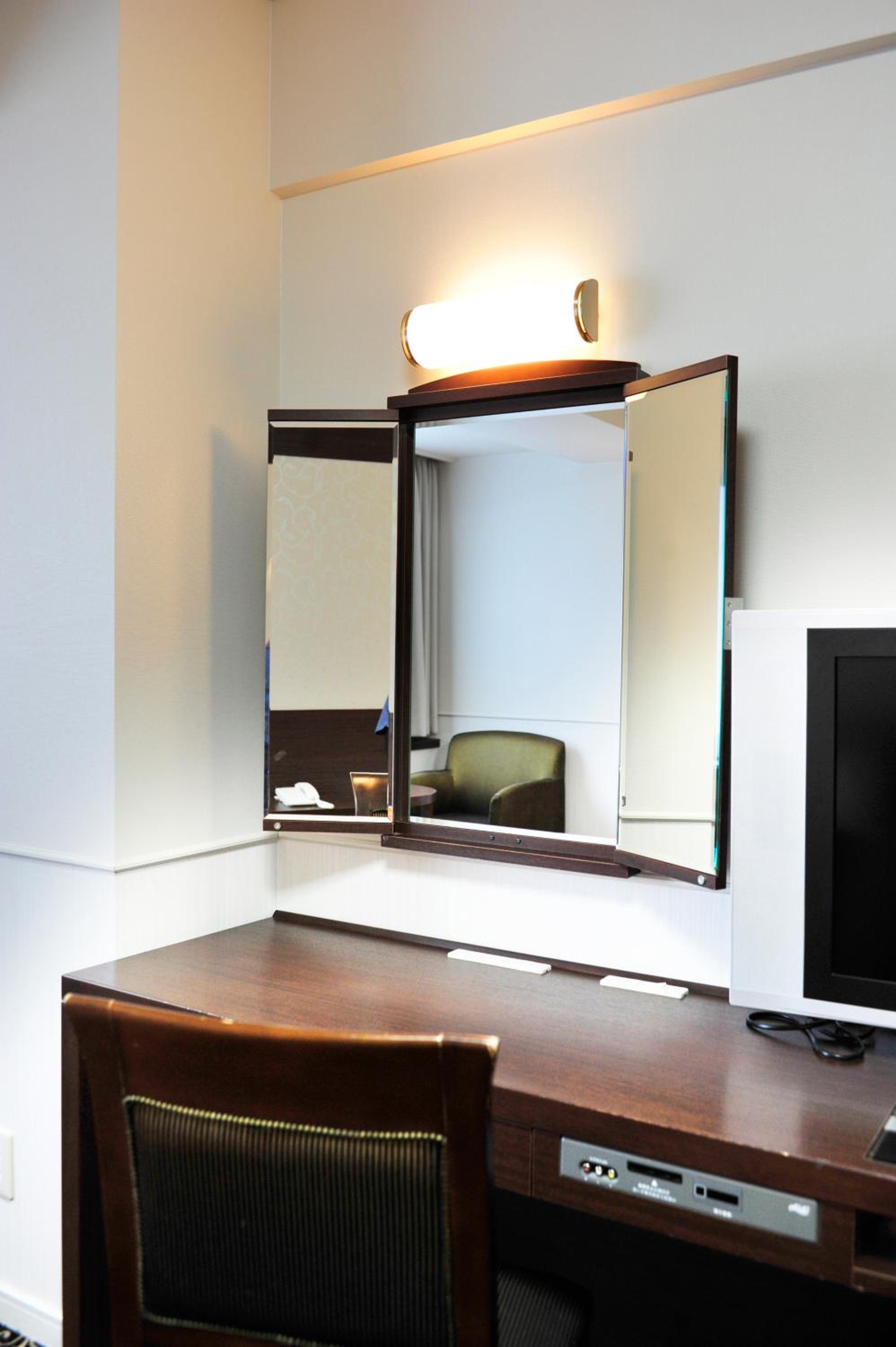Superior Double Room-West Wing - Non-Smoking photo 2