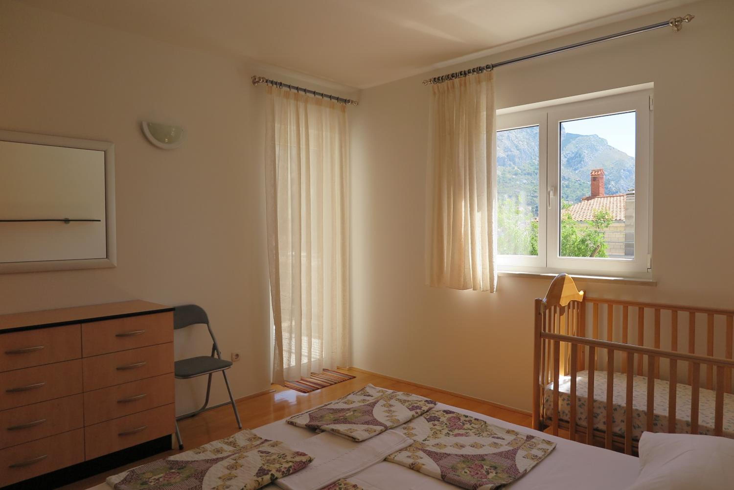 Apartment with Balcony photo 1