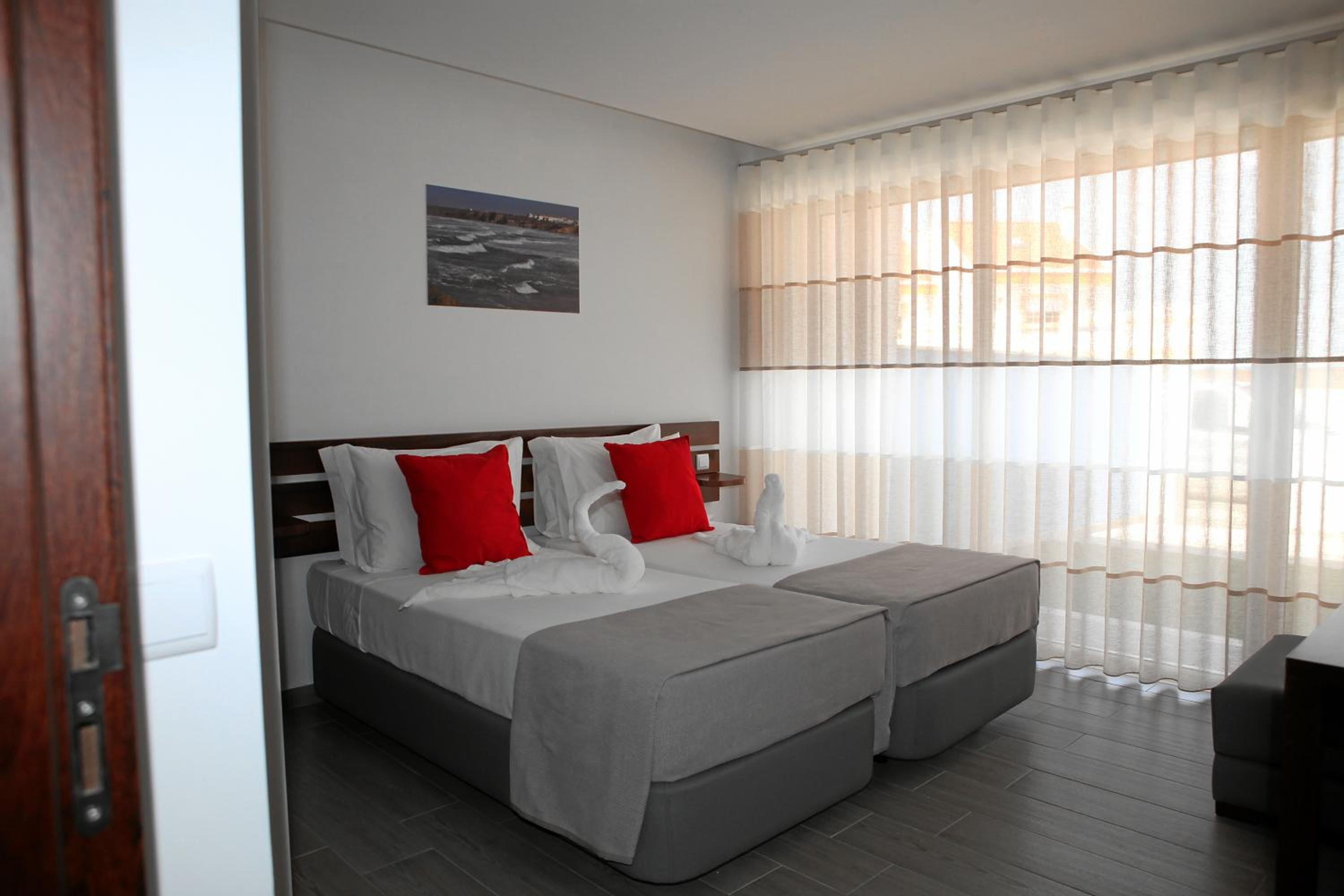 Twin Room with Balcony photo 3
