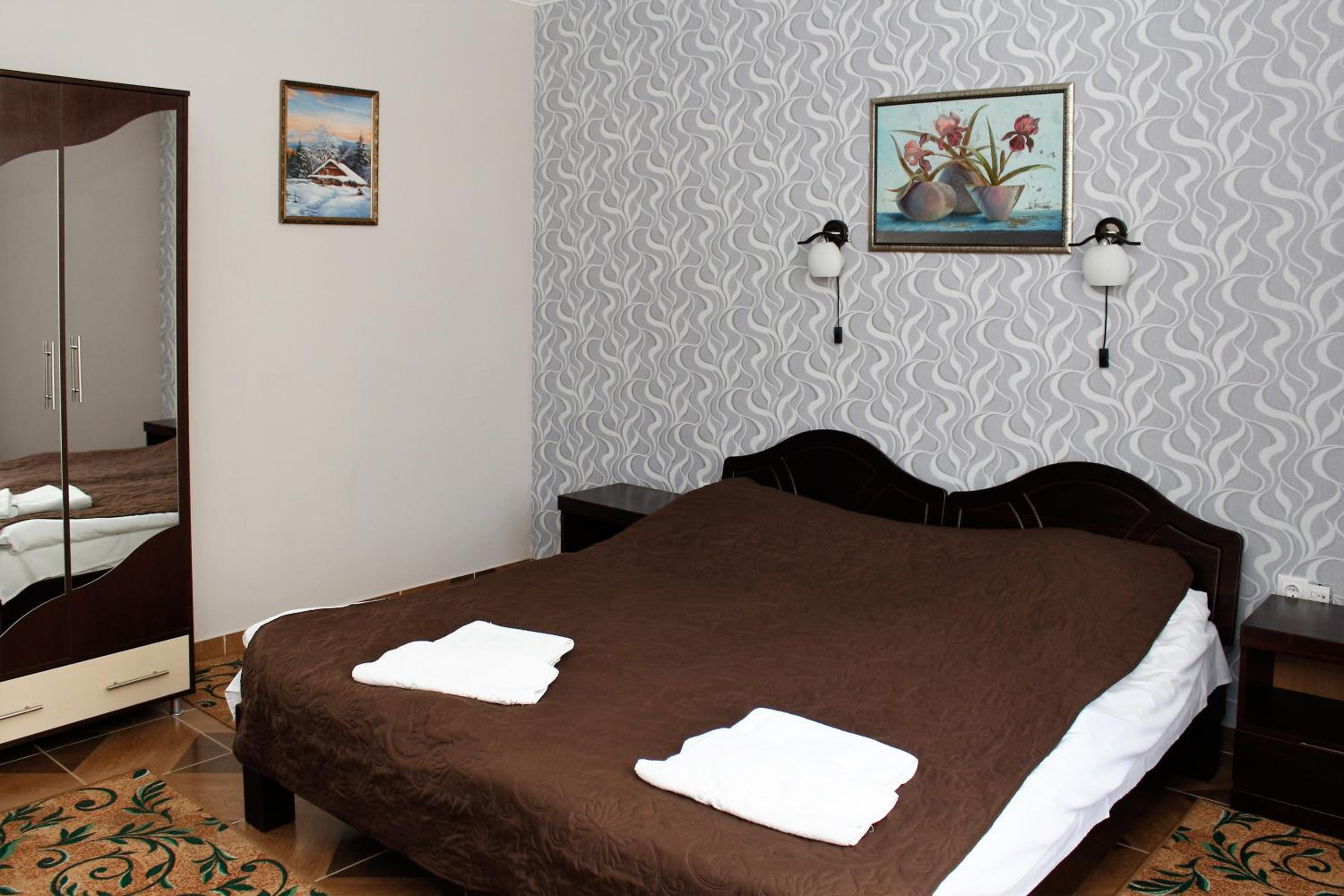 Large Twin Room photo 2