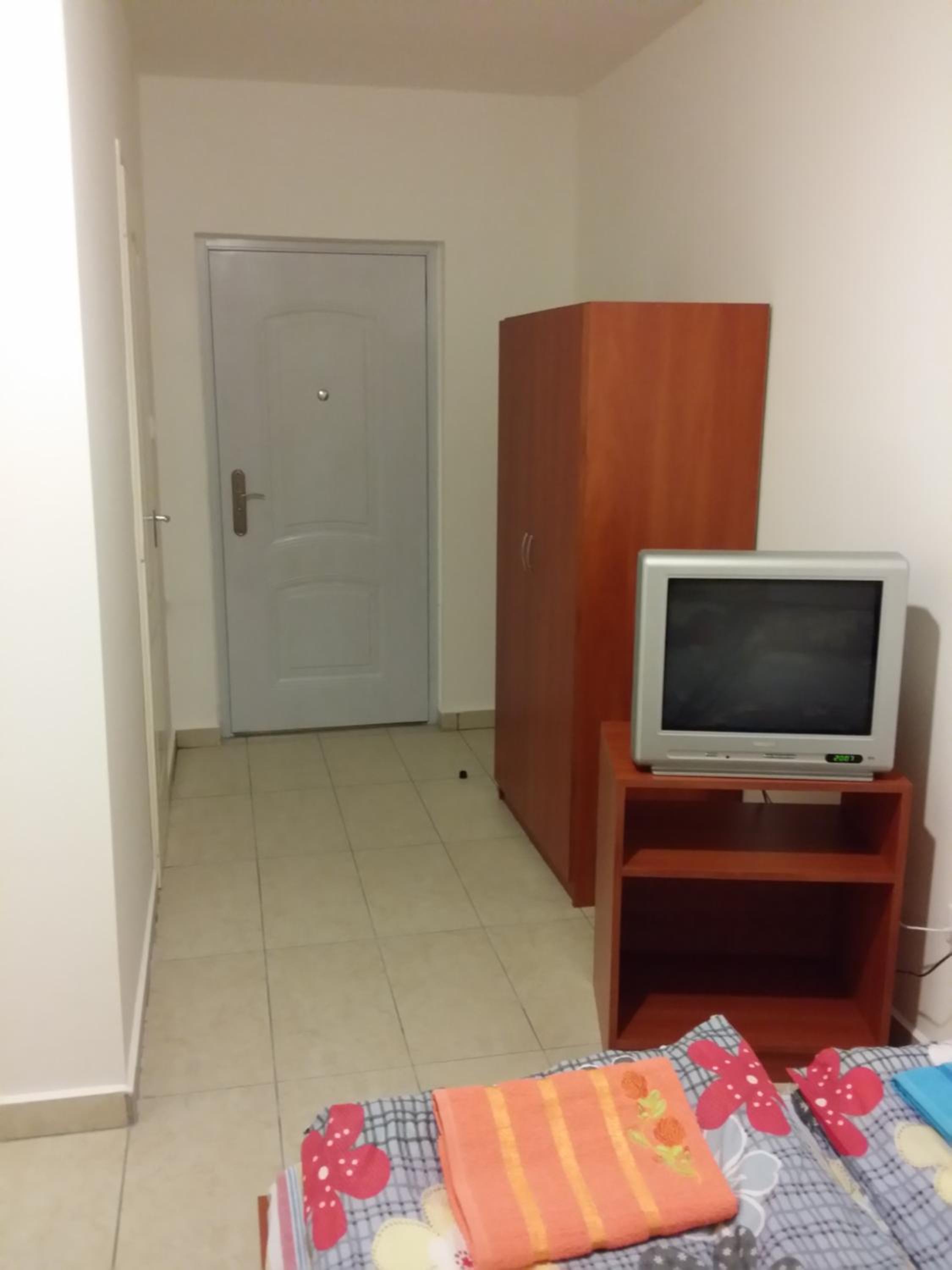 Budget Double or Twin Room - Photo 7