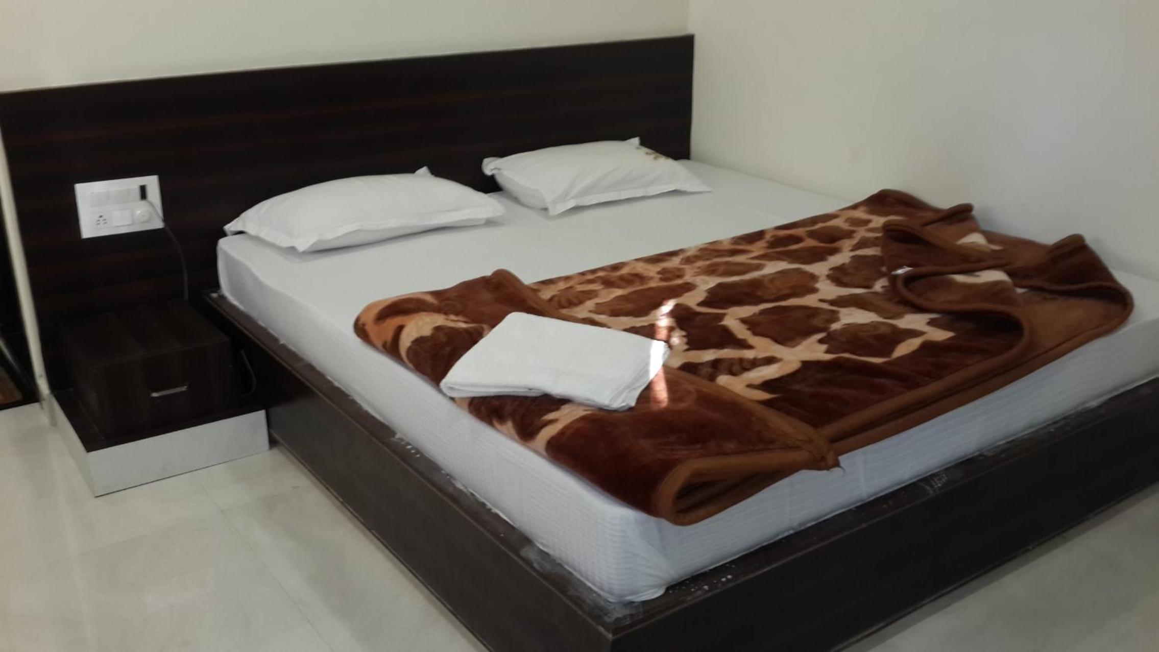 Deluxe Double Room photo 2