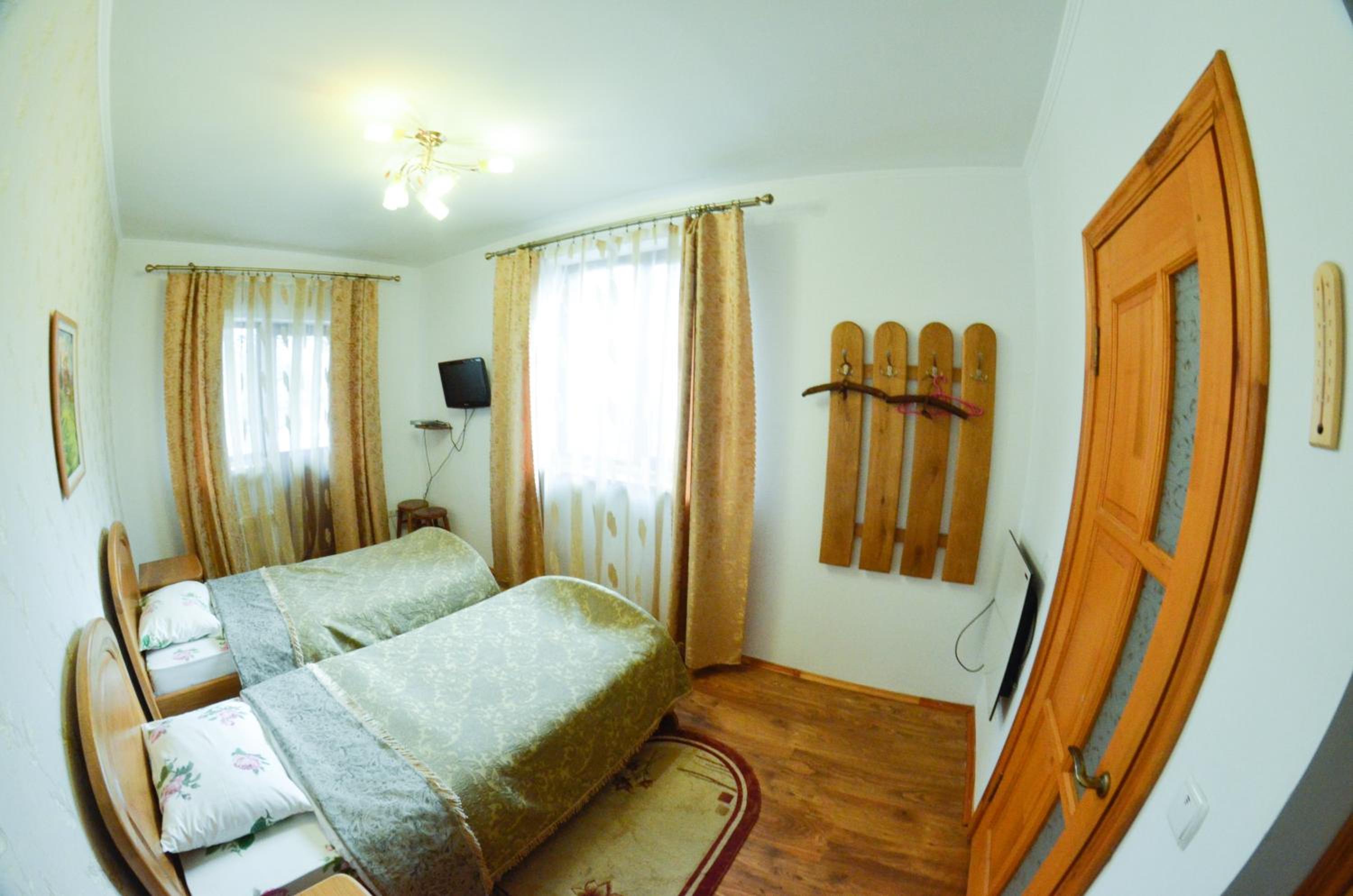 Standard Double or Twin Room photo 3