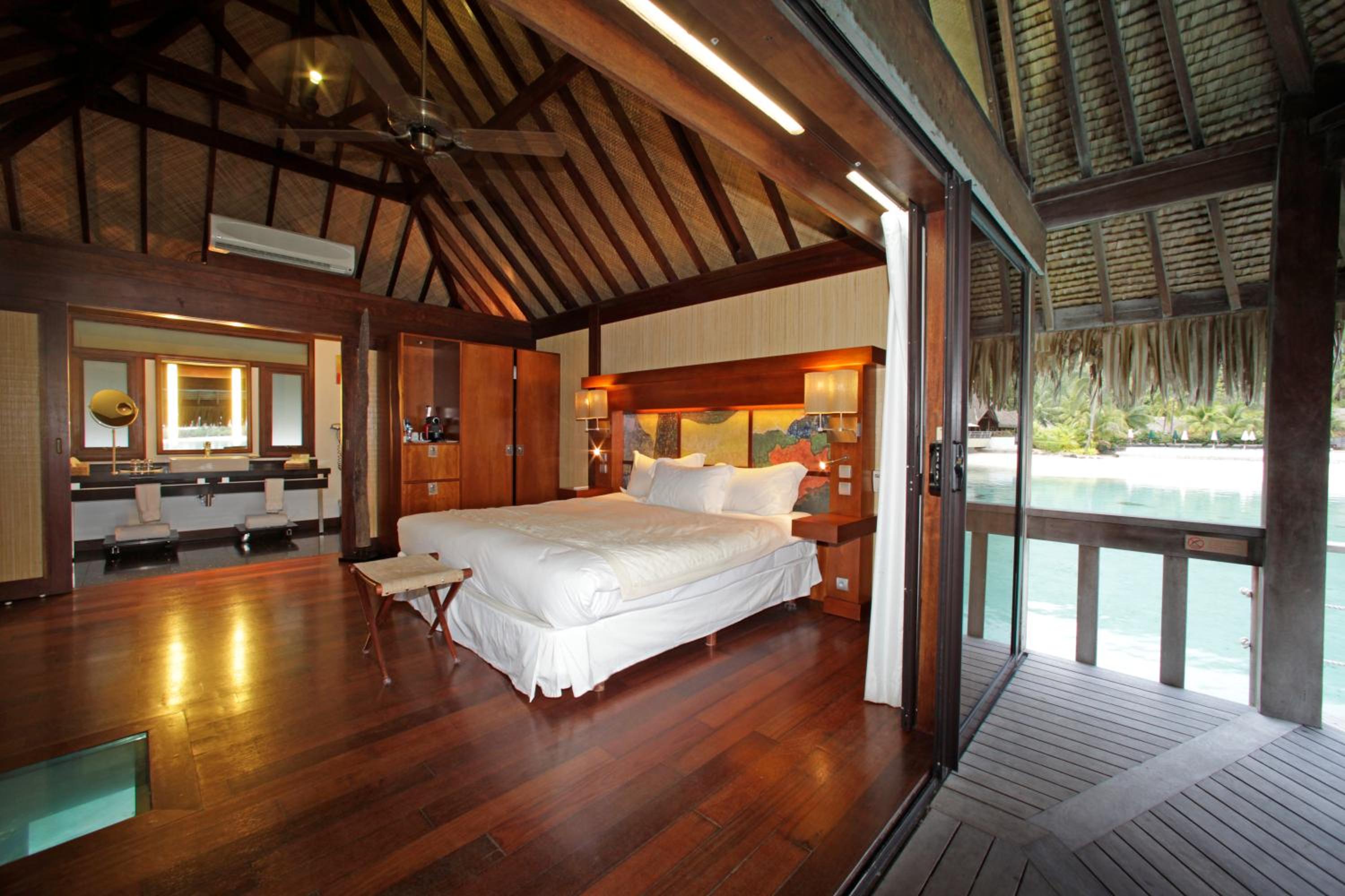 Superior Overwater Villa