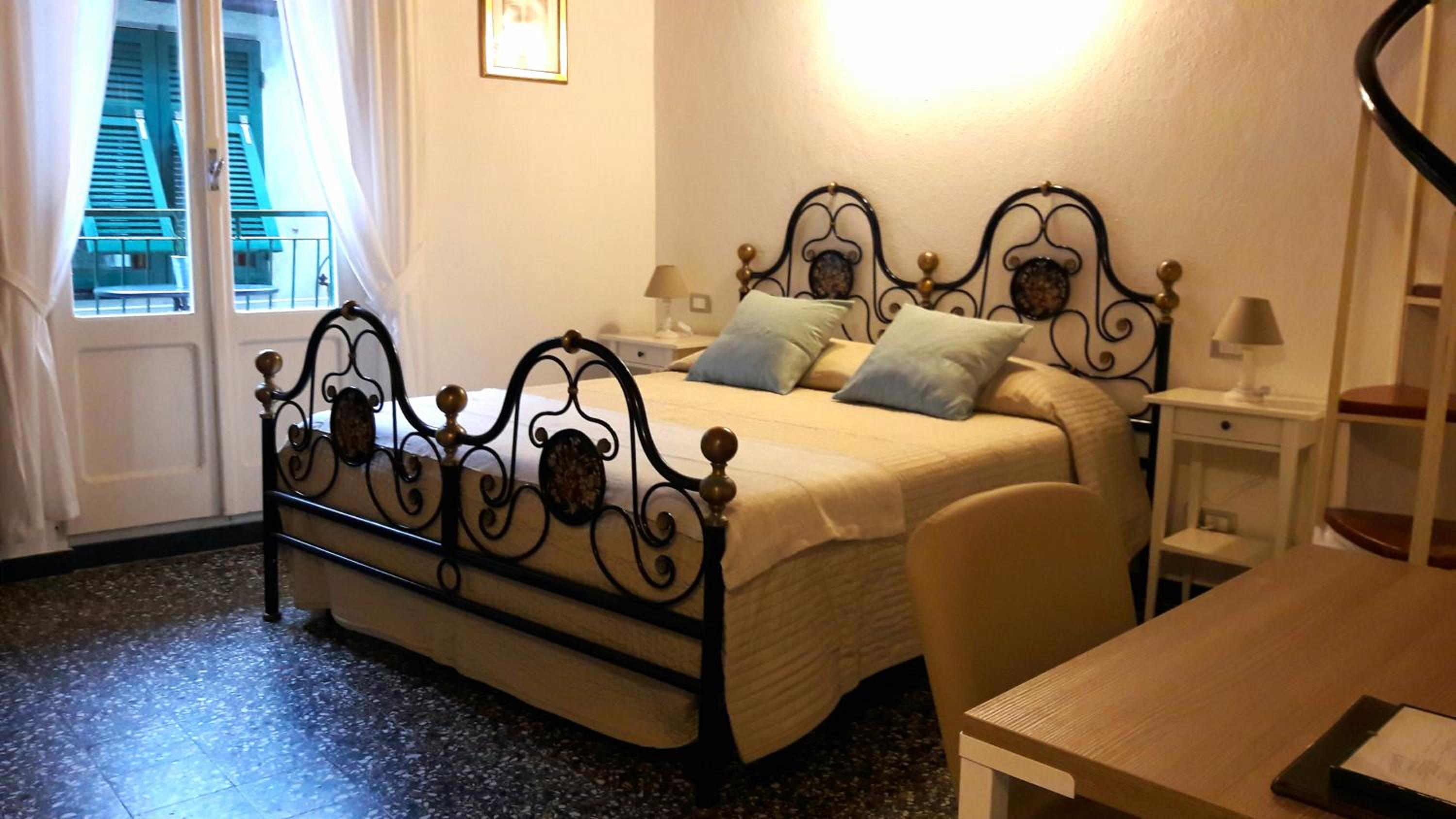 Double Room with Balcony photo 1