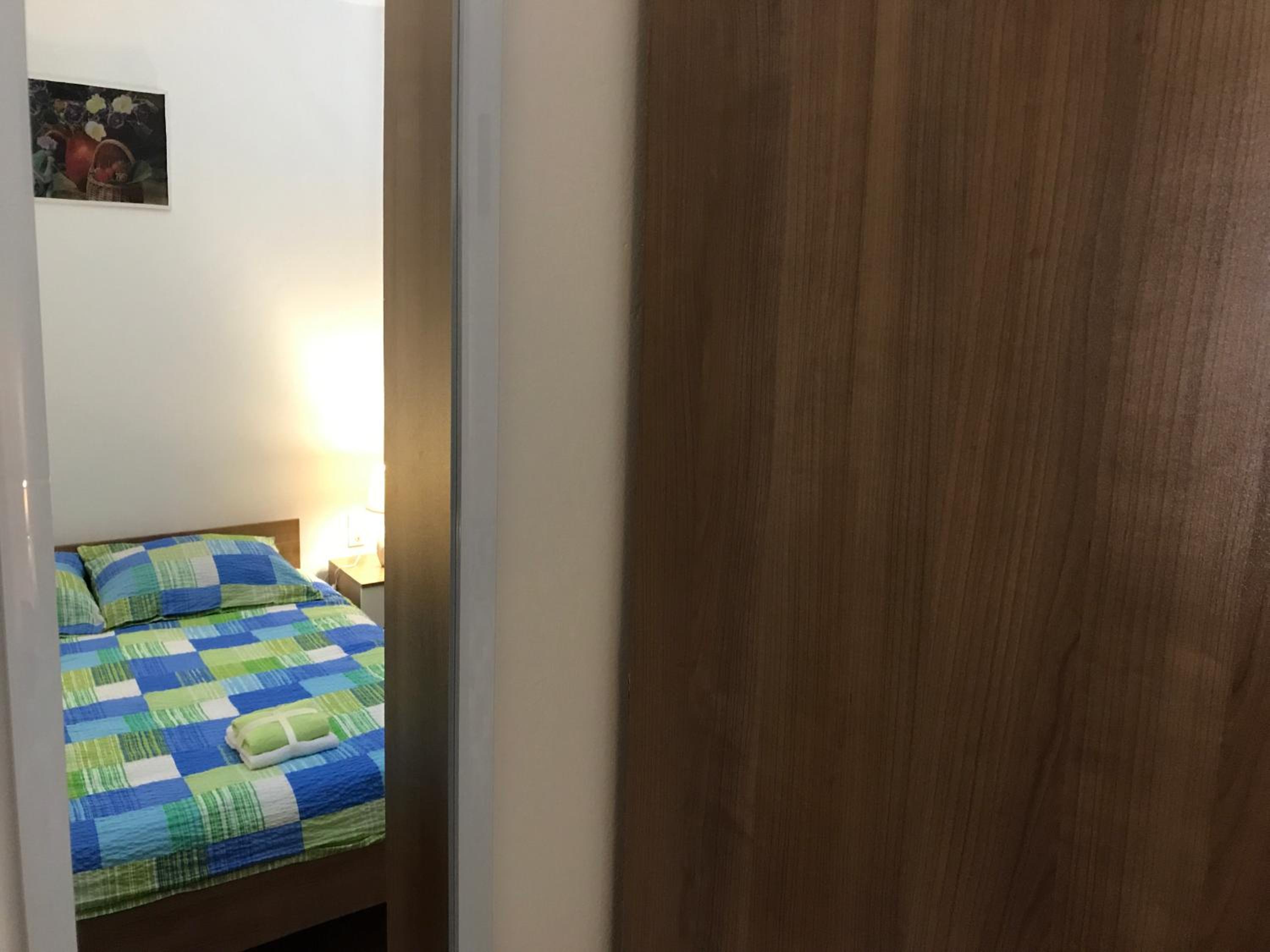 One-Bedroom Apartment with Balcony - Groundfloor - Photo 1