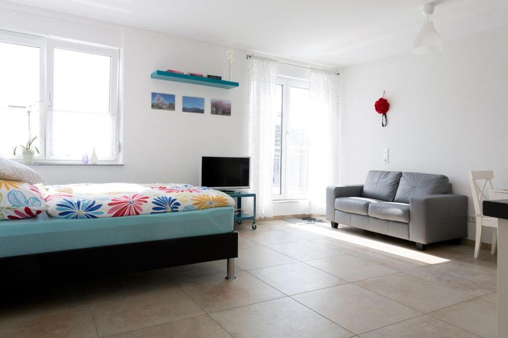 Apartment with Terrace - Photo 3